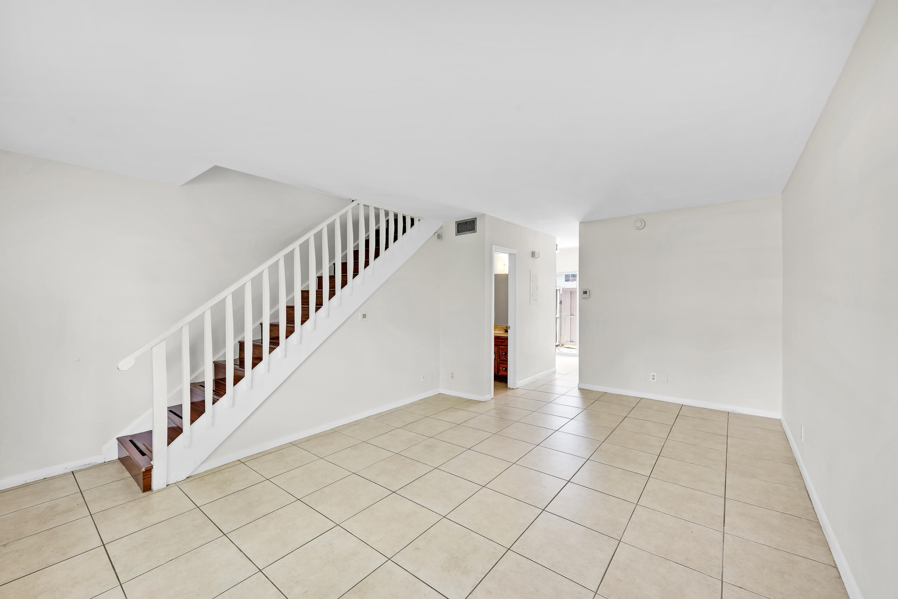 MANOR GROVE VILLAGE THREE CONDO - Residential
