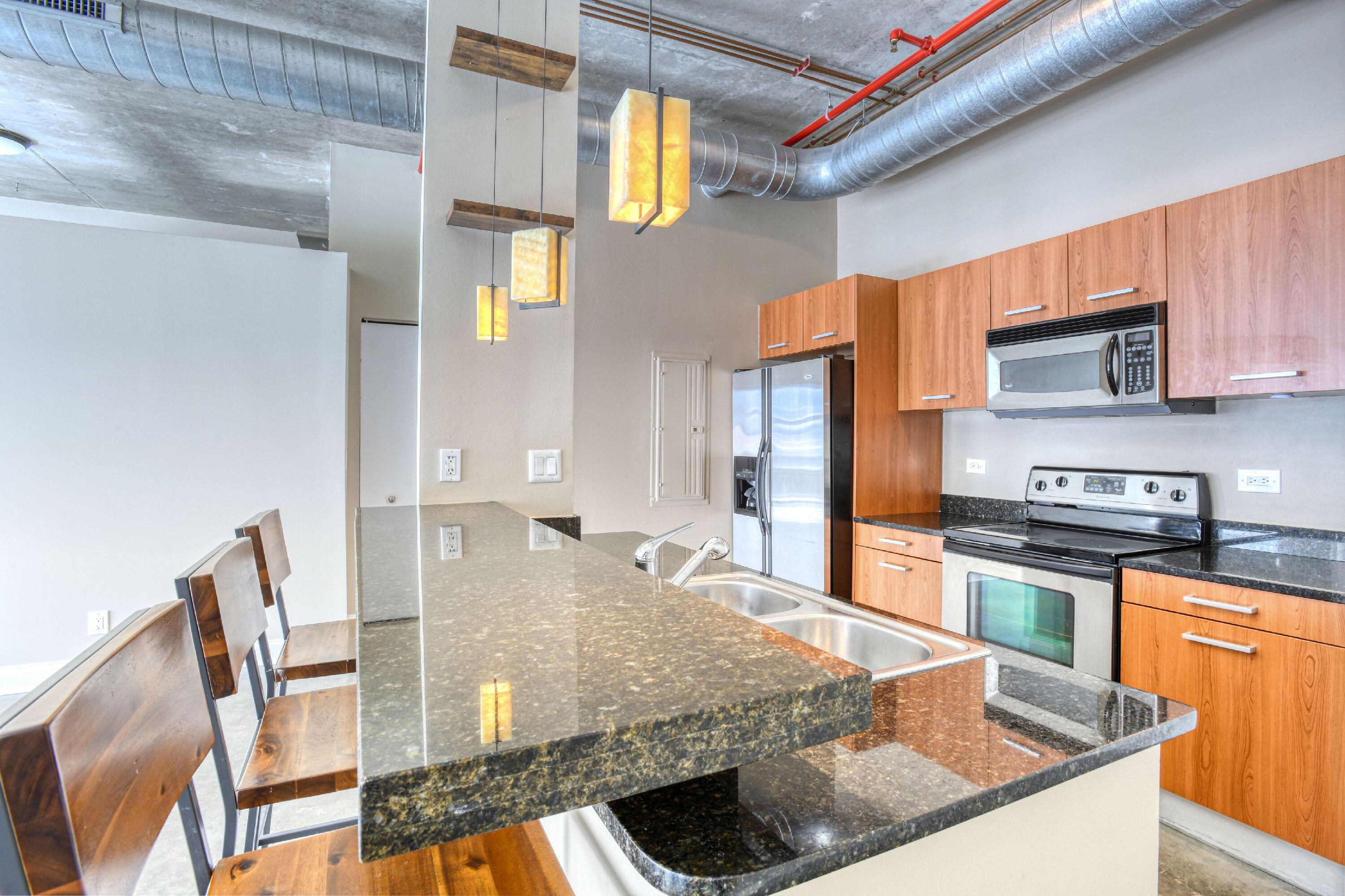 NOLA LOFTS CONDOMINIUM I - Residential Lease