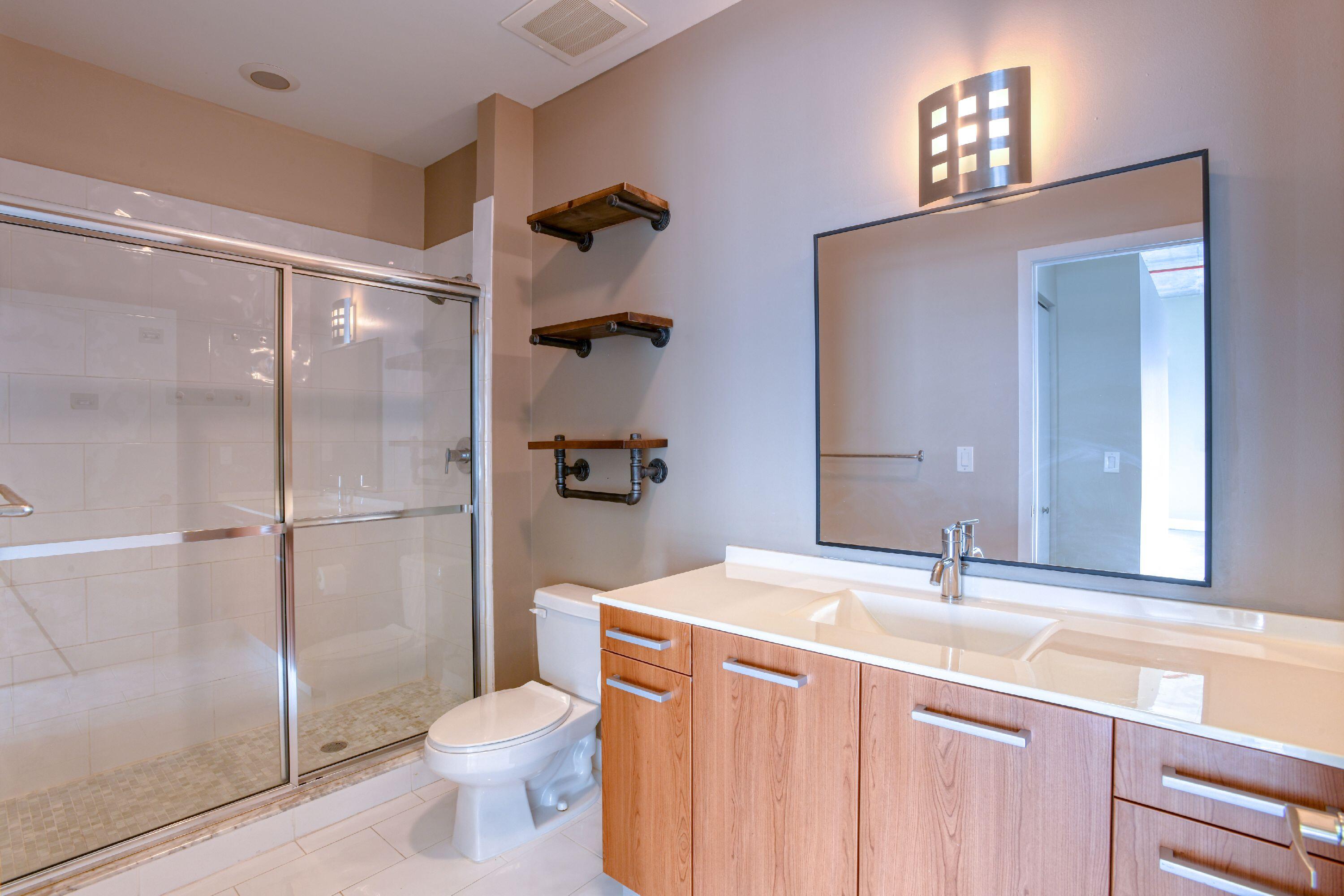 NOLA LOFTS CONDOMINIUM I - Residential Lease
