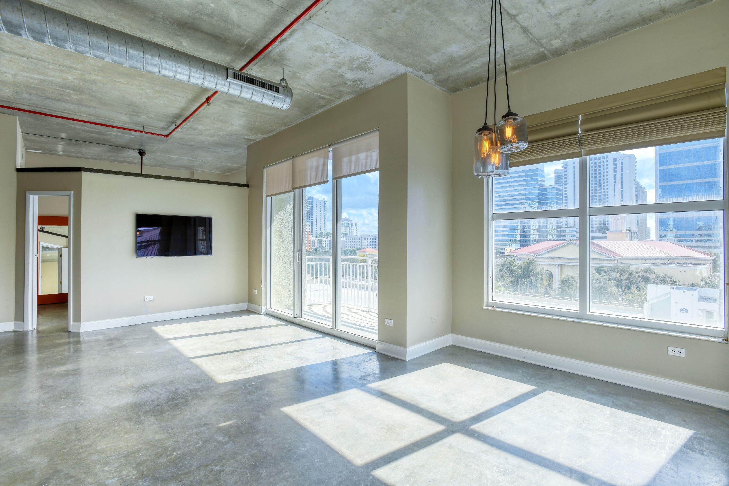 NOLA LOFTS CONDOMINIUM I - Residential Lease