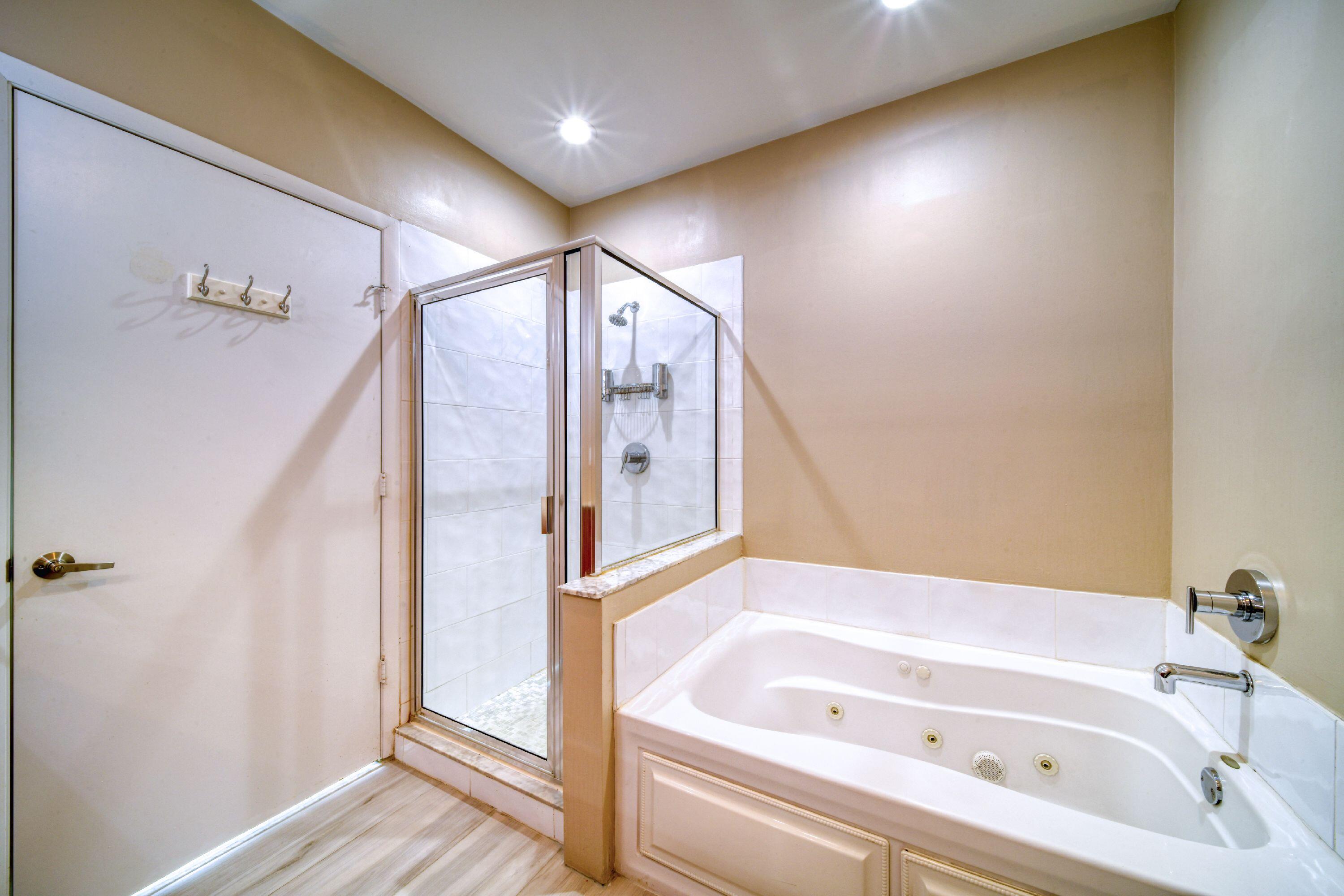 NOLA LOFTS CONDOMINIUM I - Residential Lease