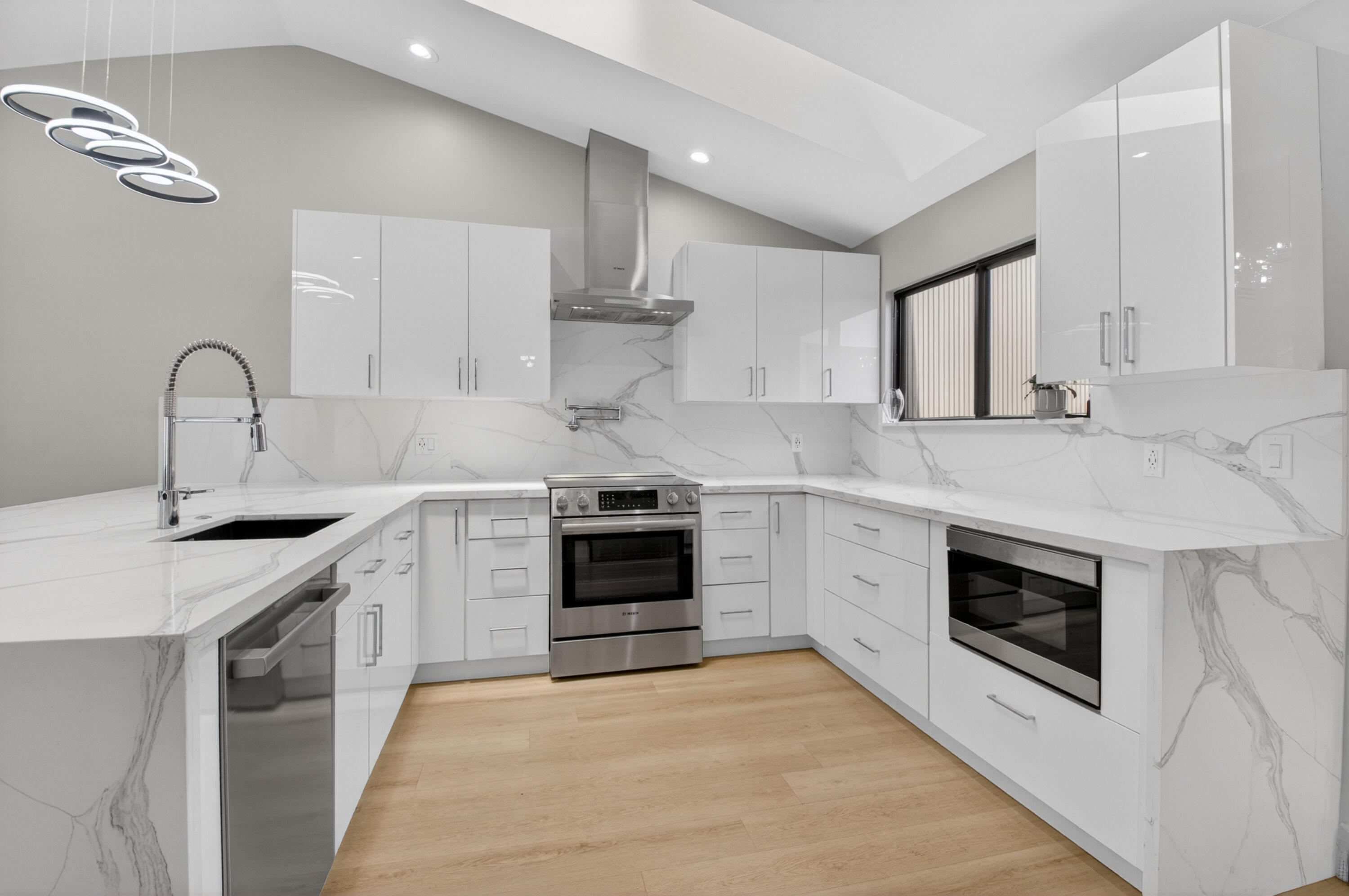 WOODCREST - Residential