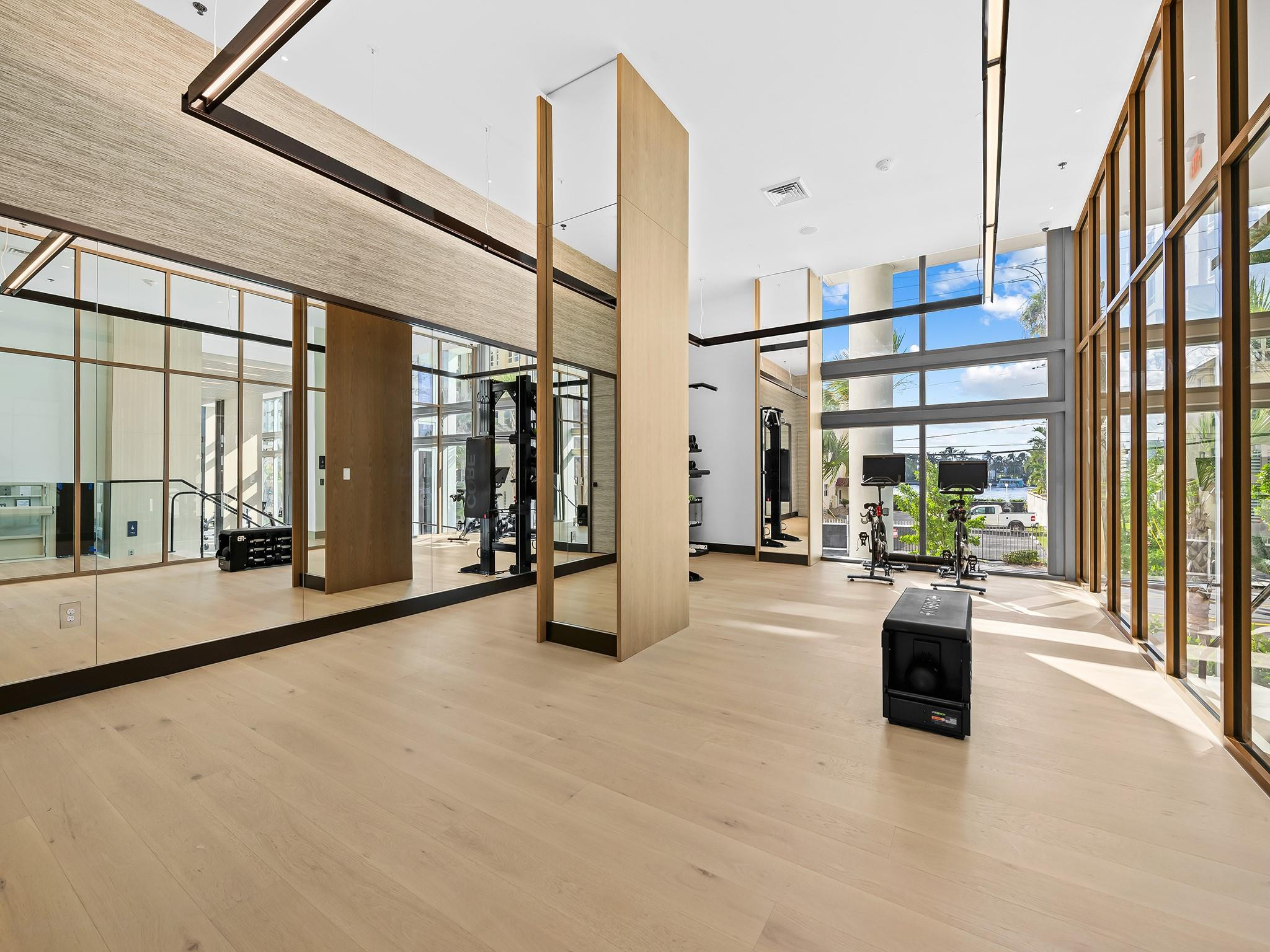 SELENE OCEANFRONT RESIDEN - Residential