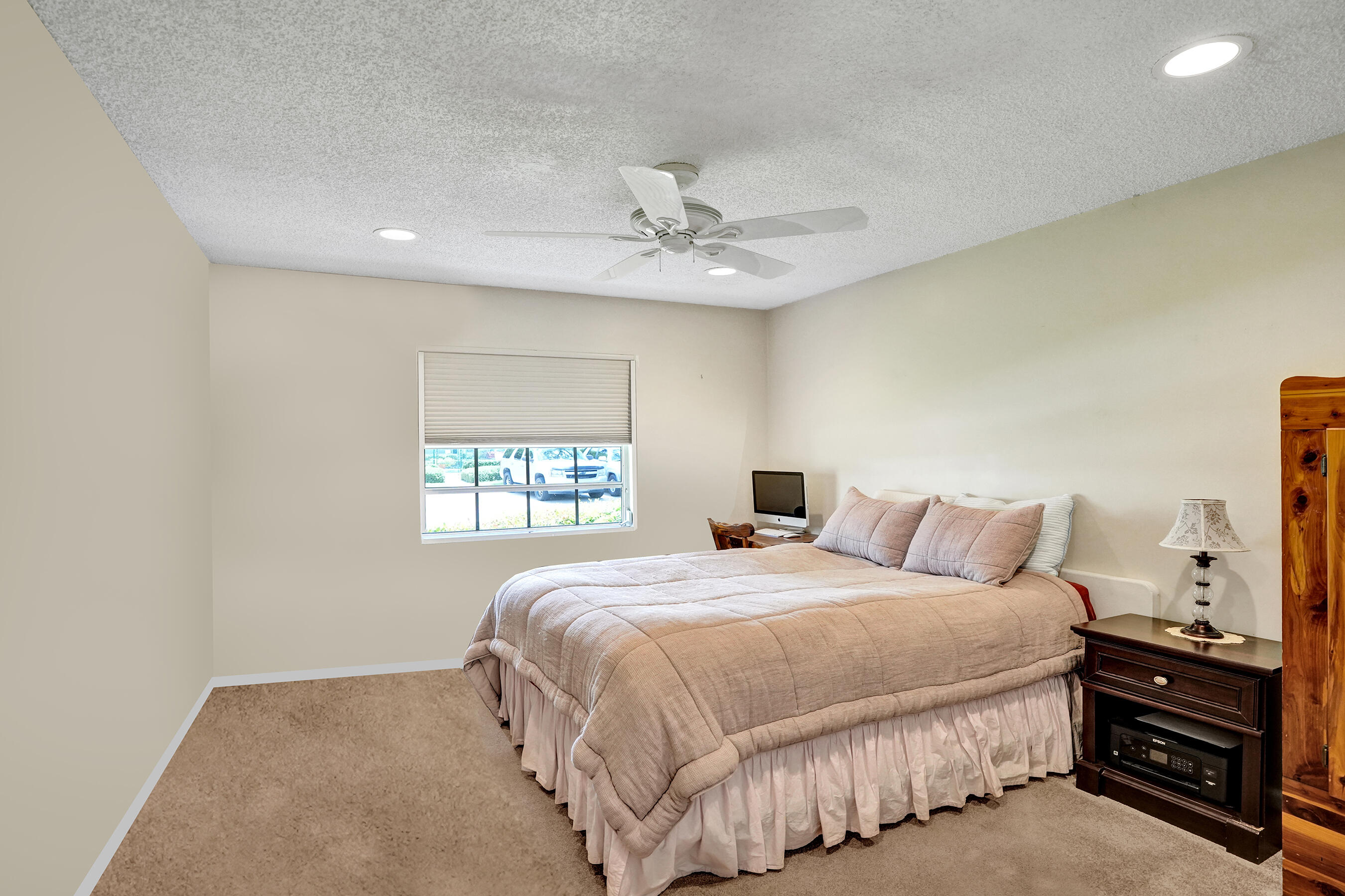 LIMETREE CONDO - Residential