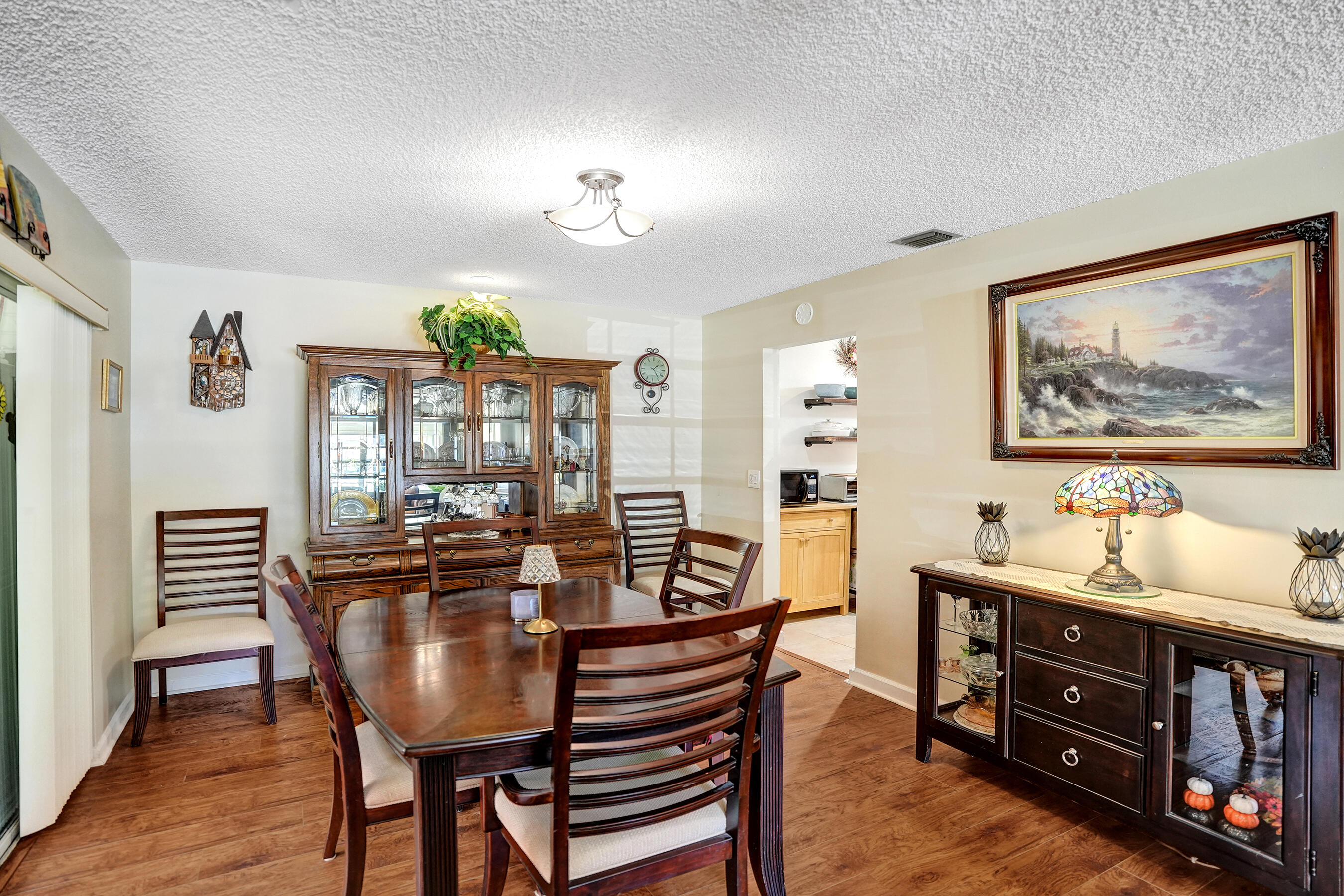 LIMETREE CONDO - Residential