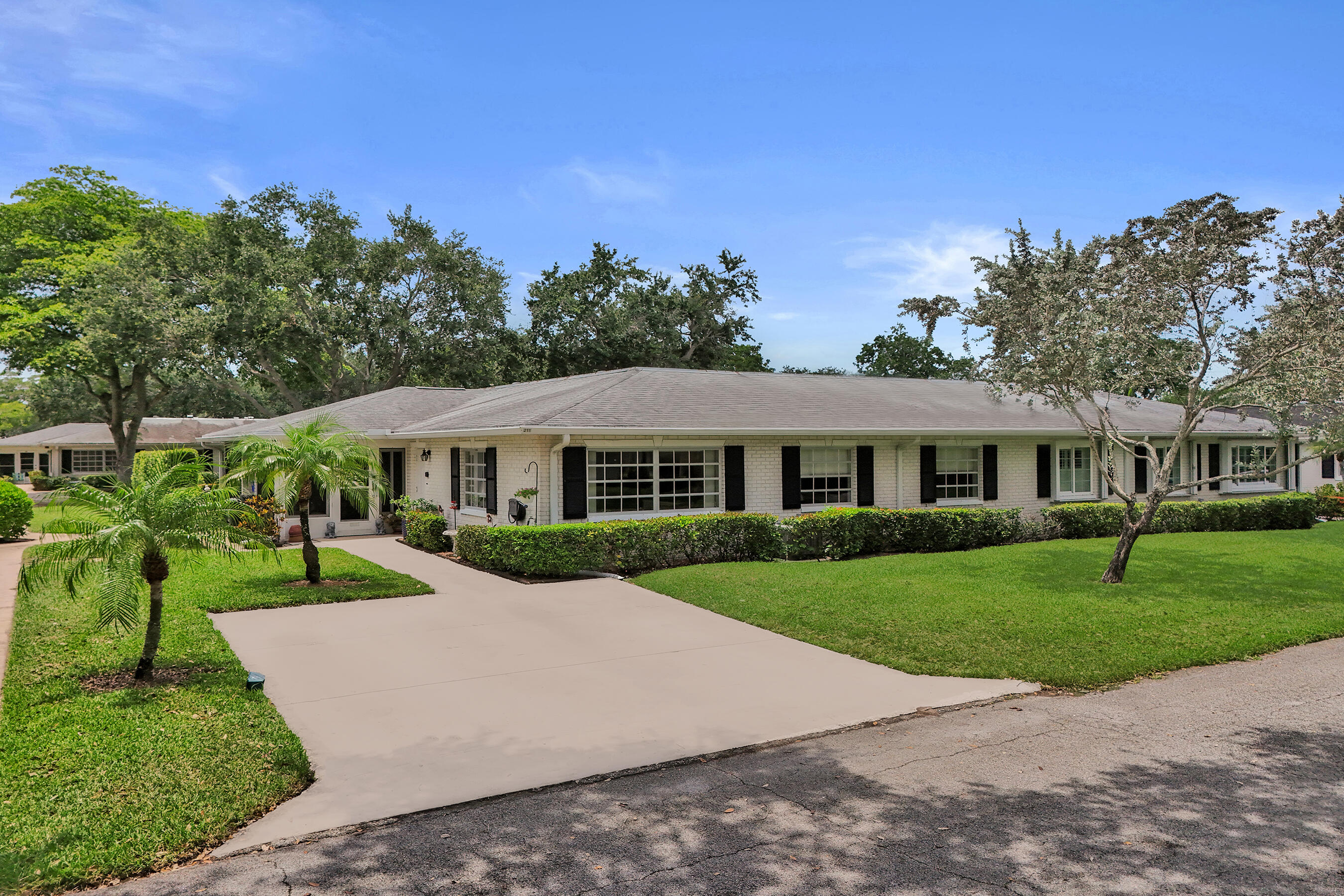 Welcome to this beautifully maintained 2-bedroom, 2-bathroom villa in the Limetree Condo community, located in sunny Boynton Beach, Florida. This single-story residence offers 1,238 square feet of finished living space, providing comfortable and efficient floor plan design. The villa layout features two full bathrooms, ensuring convenience for residents and guests alike. Situated within the established Limetree Condo community, this property offers a well-maintained residential setting in Boynton Beach. Limetree offer residents a choice of 3 swimming pools, tennis, bocci ball, billards, pickleball, beach proximity and numerous clubs and scheduled events. The grounds boast tranquil tree-lined streets with natural shade, offering a peaceful, practical, well-proportioned lifestyle.