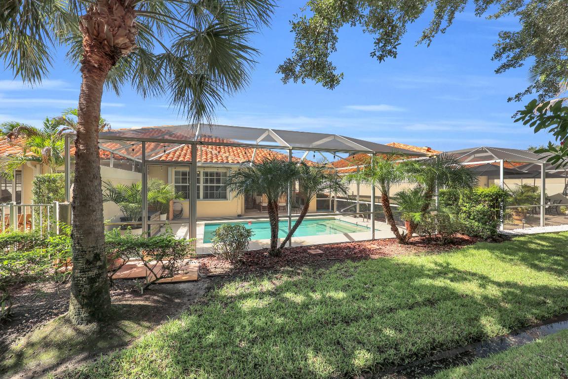PARKSIDE AT MARTIN DOWNS - Residential
