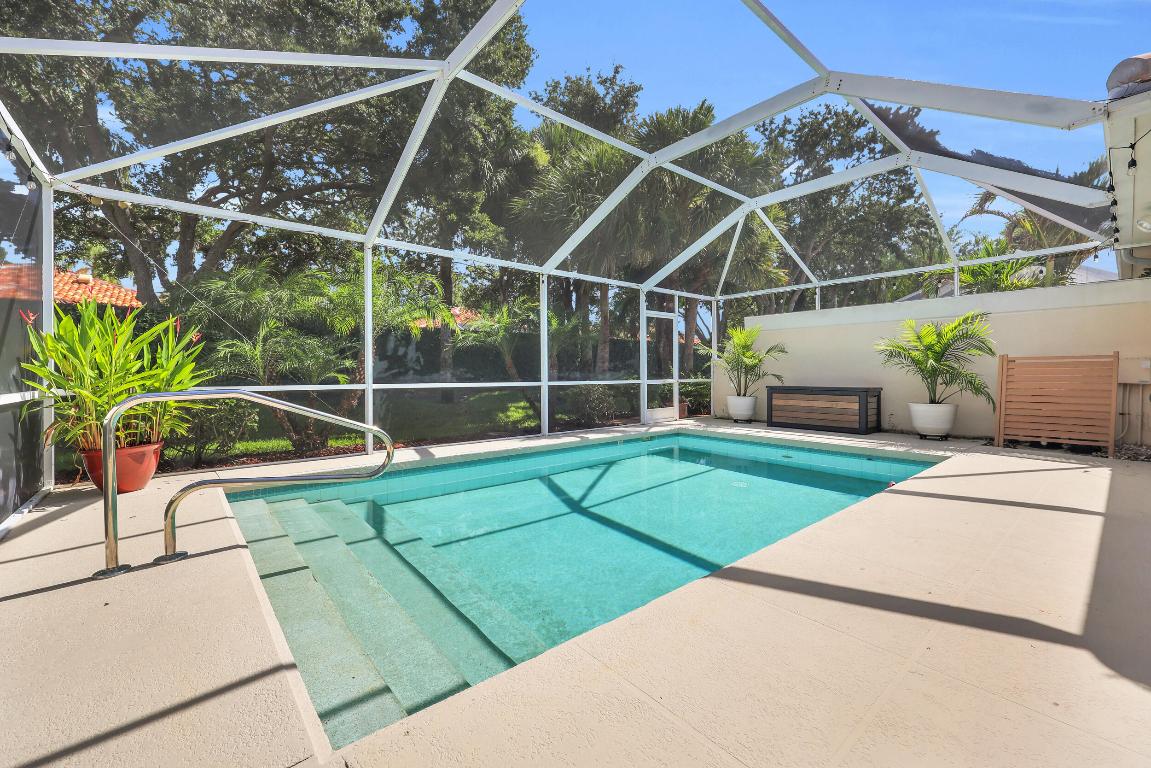 PARKSIDE AT MARTIN DOWNS - Residential