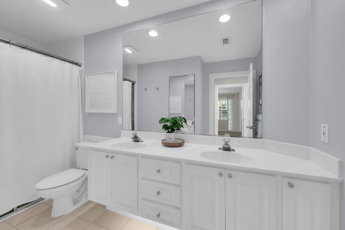 PARKSIDE AT MARTIN DOWNS - Residential