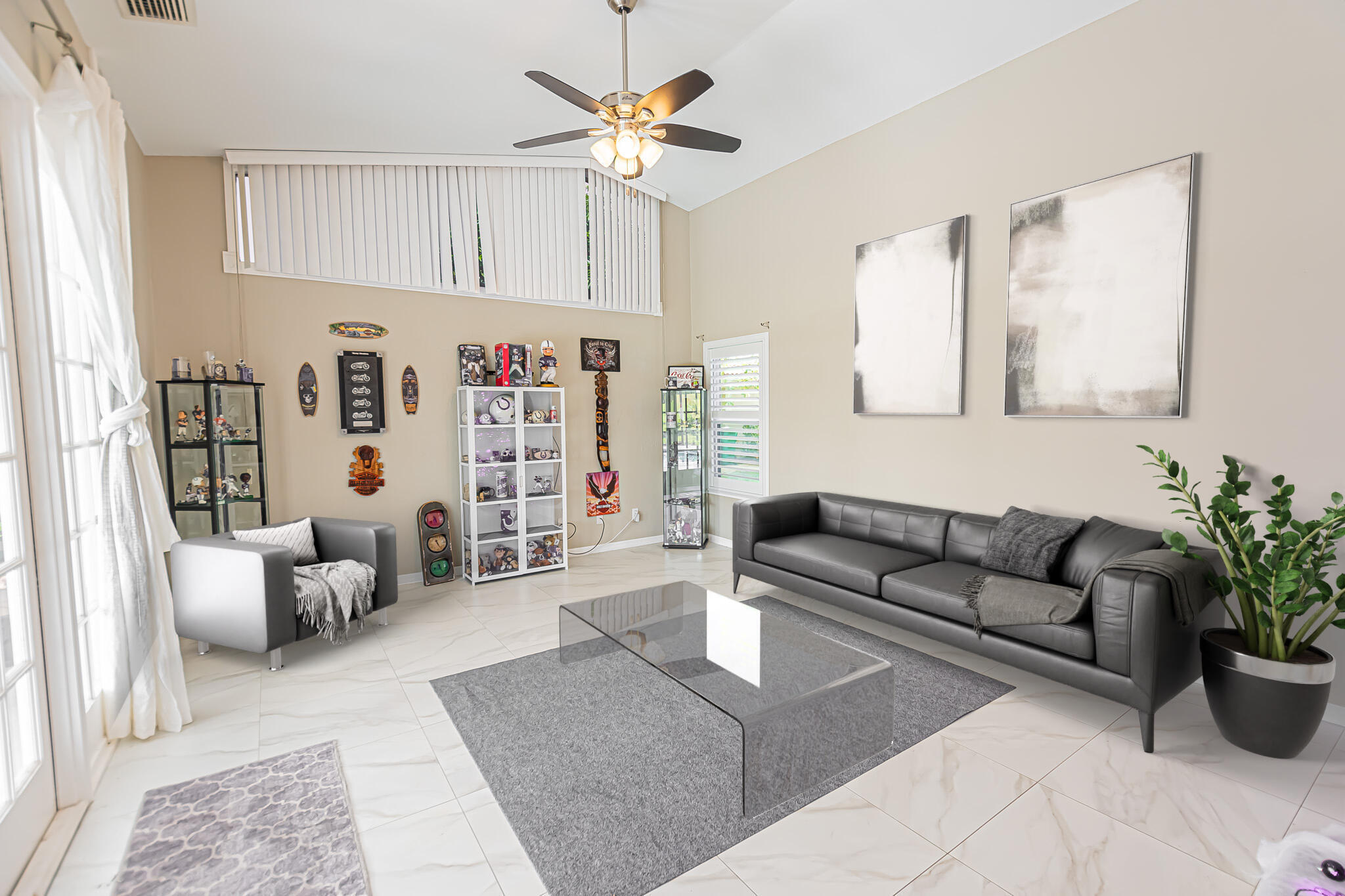 COUNTRY CLUB ESTATES - Residential Lease