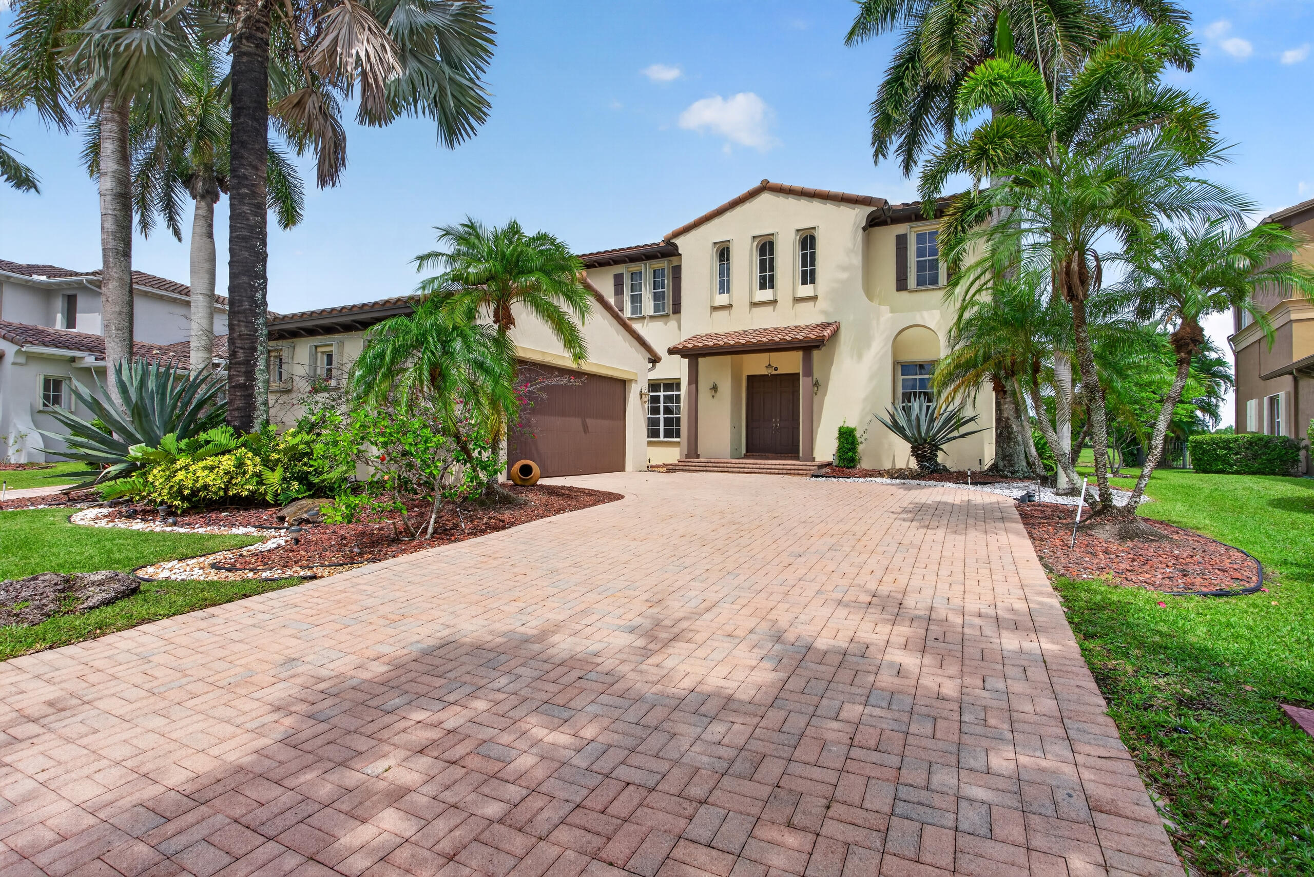 HERON BAY CENTRAL - Residential