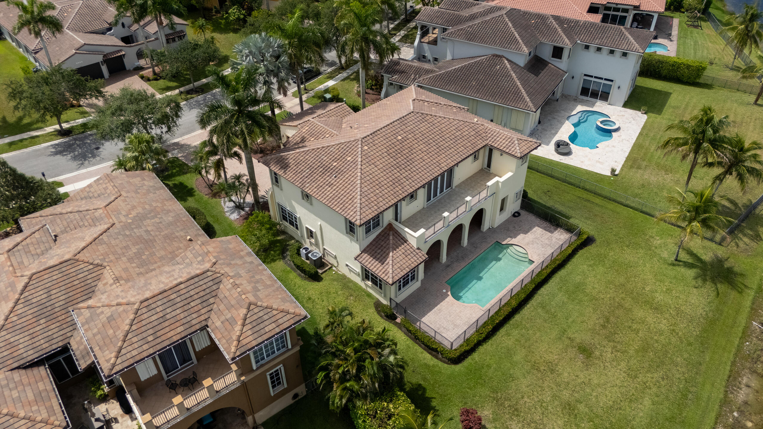 HERON BAY CENTRAL - Residential
