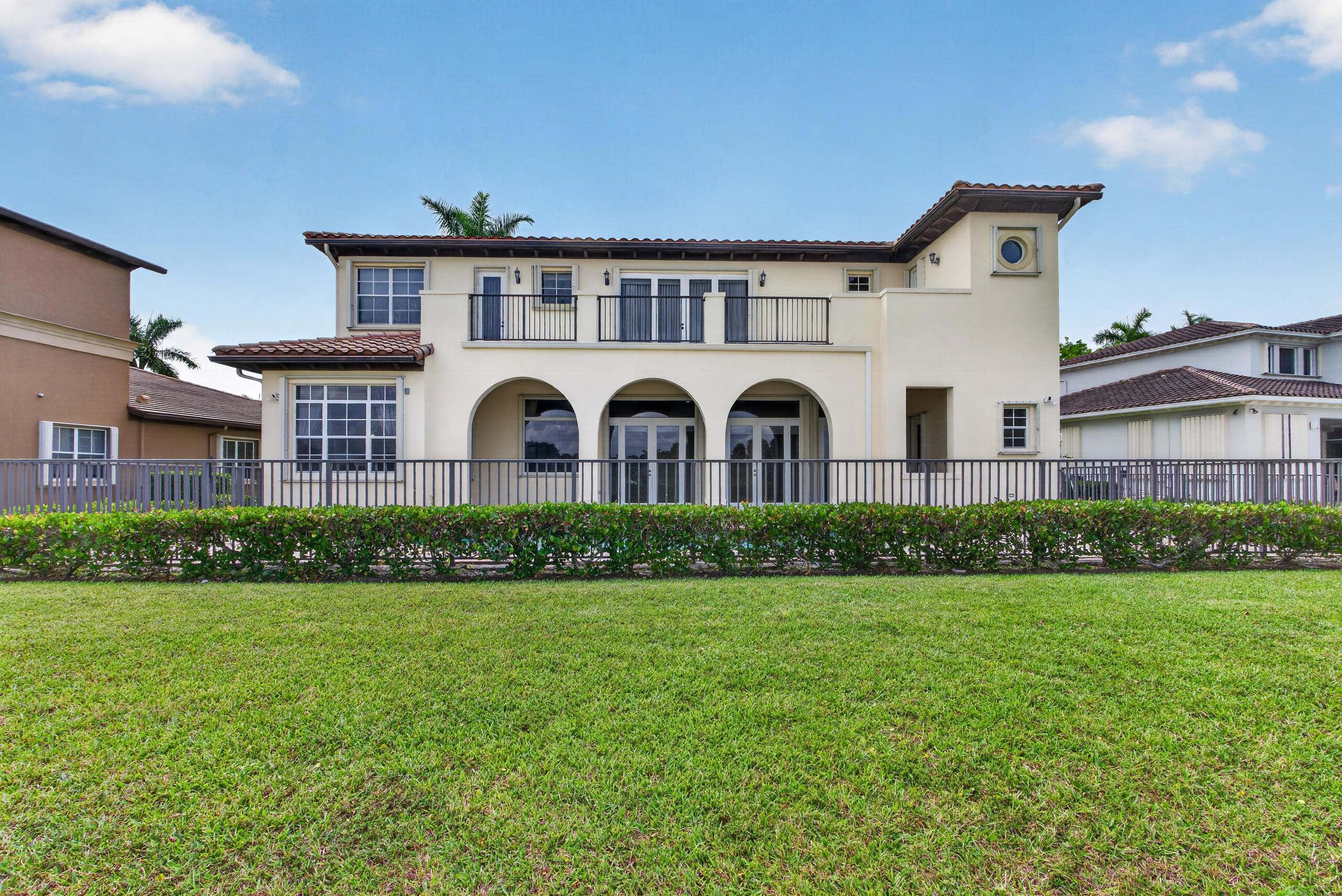 HERON BAY CENTRAL - Residential