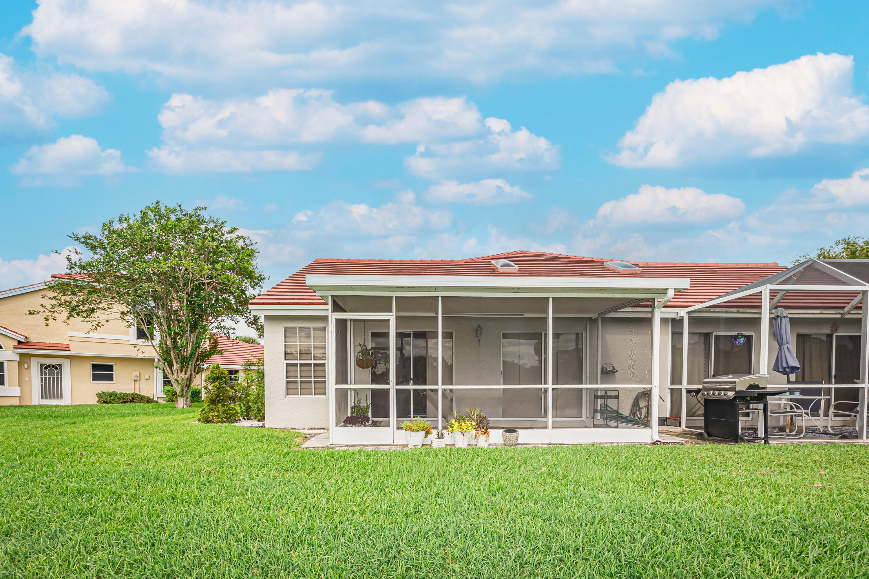 FAIRFIELDS LACUNA 1 - Residential