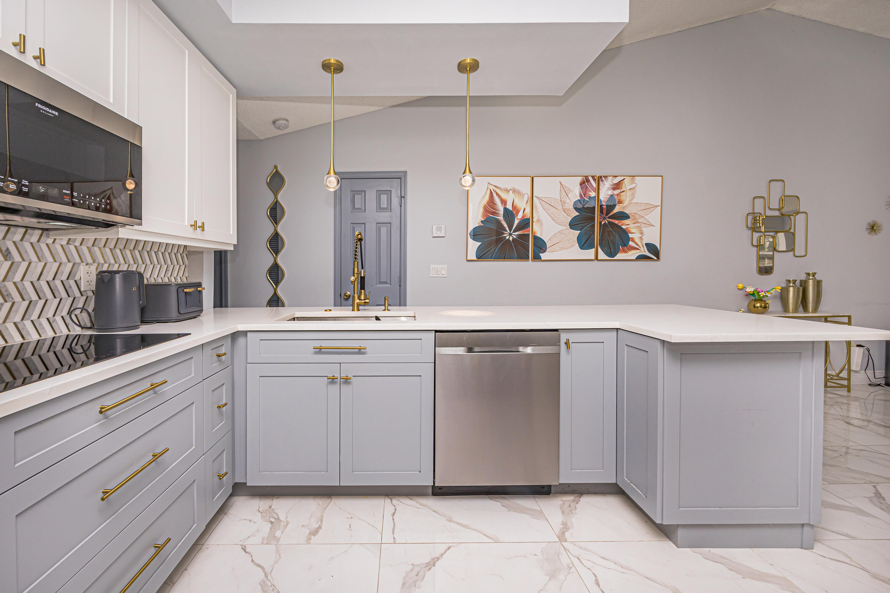FAIRFIELDS LACUNA 1 - Residential