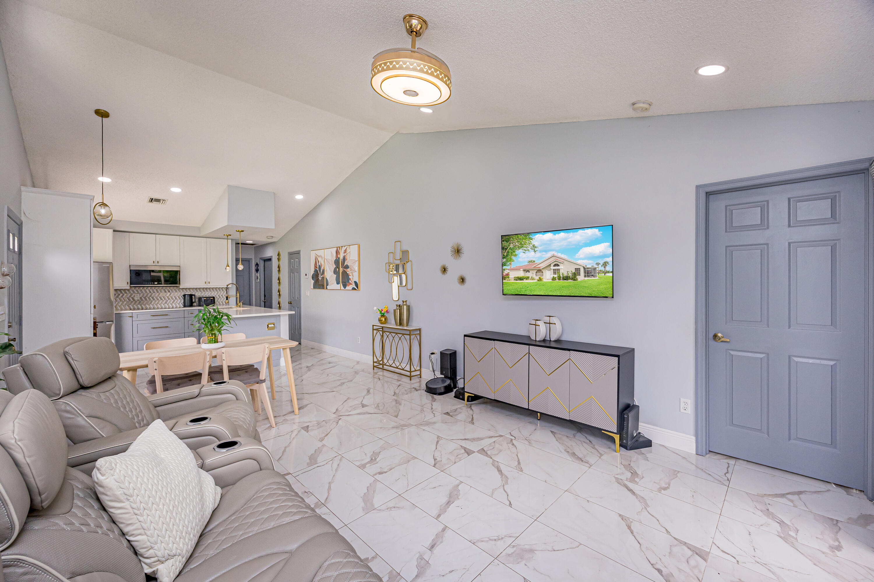 FAIRFIELDS LACUNA 1 - Residential