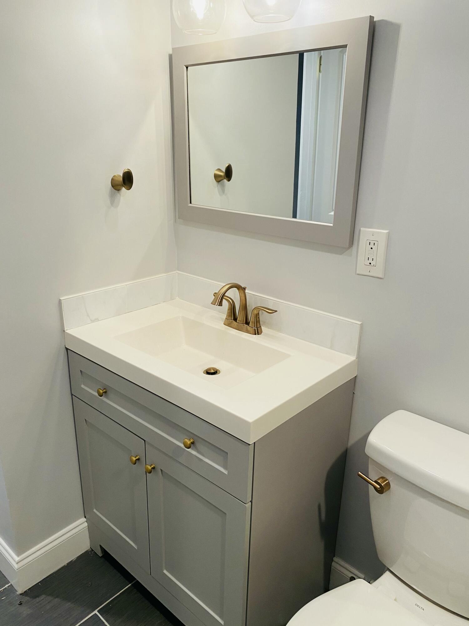 EMBARCADERO CONDO - Residential Lease