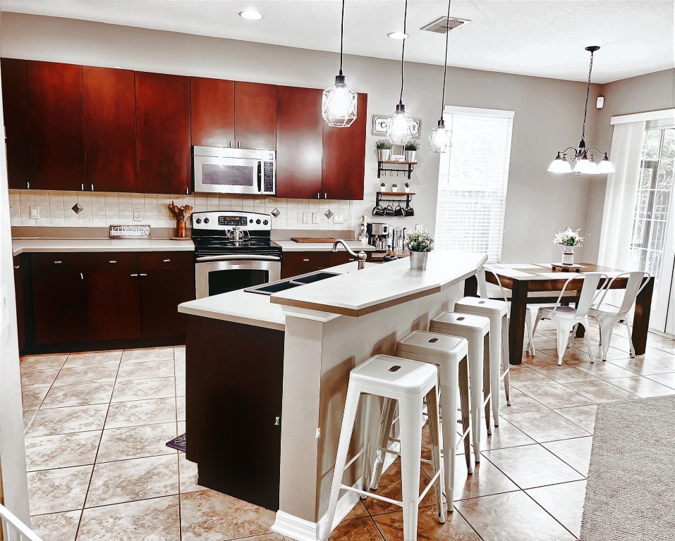 LAKES OF WINDEMERE PH 1 - Residential