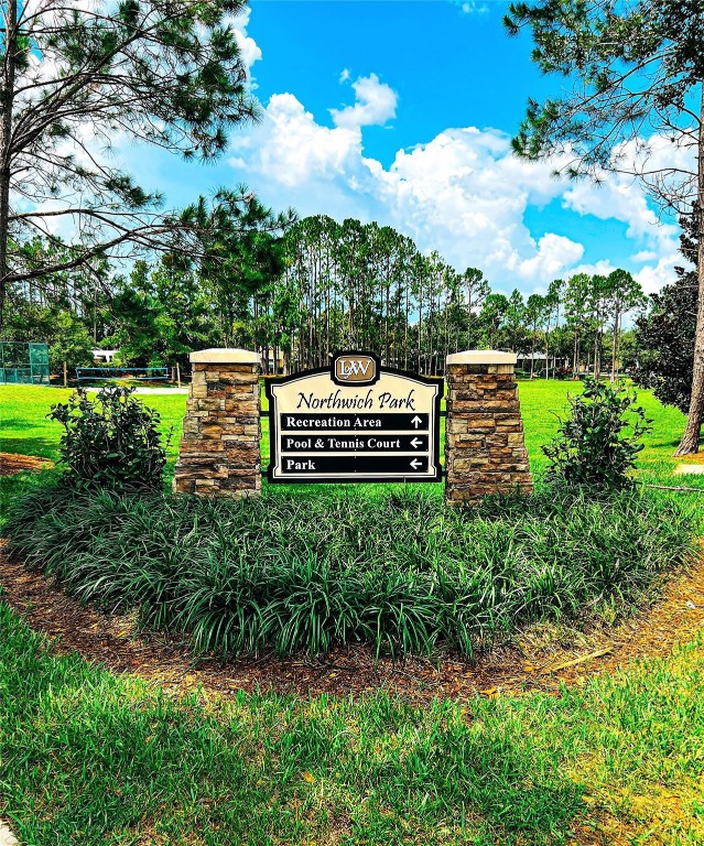 LAKES OF WINDEMERE PH 1 - Residential
