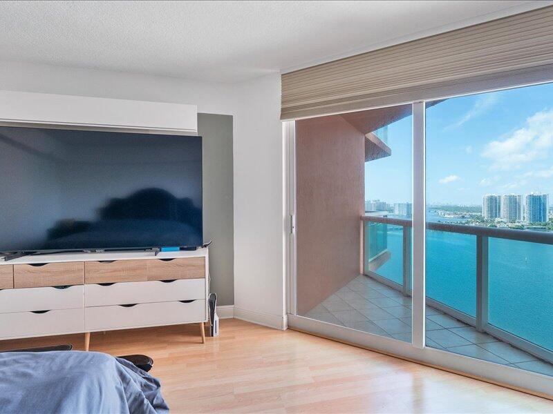 100 HIDDEN BAY CONDO - Residential