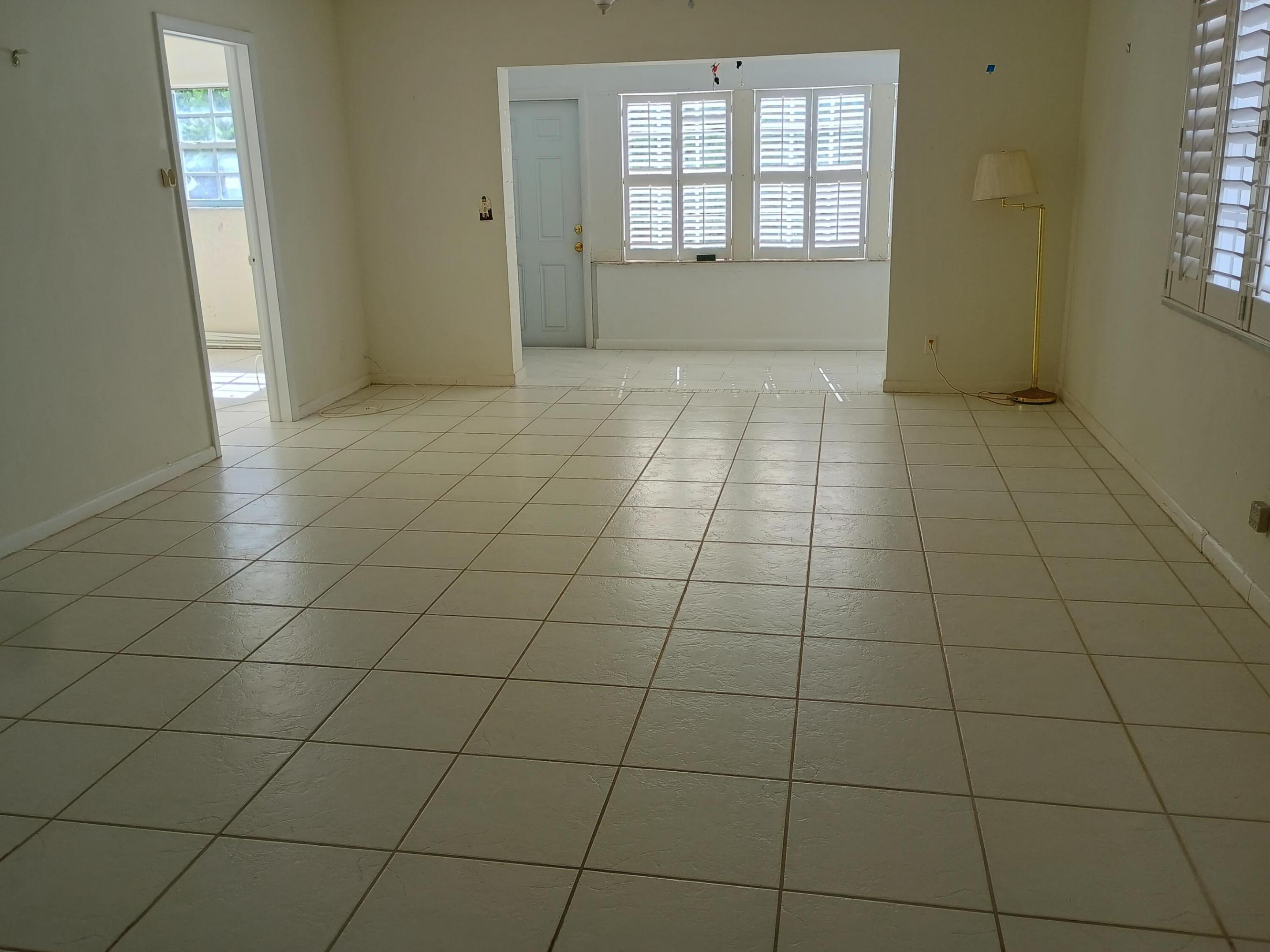 COLONIAL RIDGE CORP - Residential