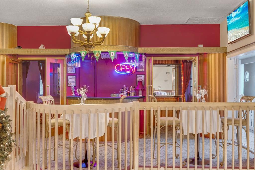 Kensington 146-39 B - Residential