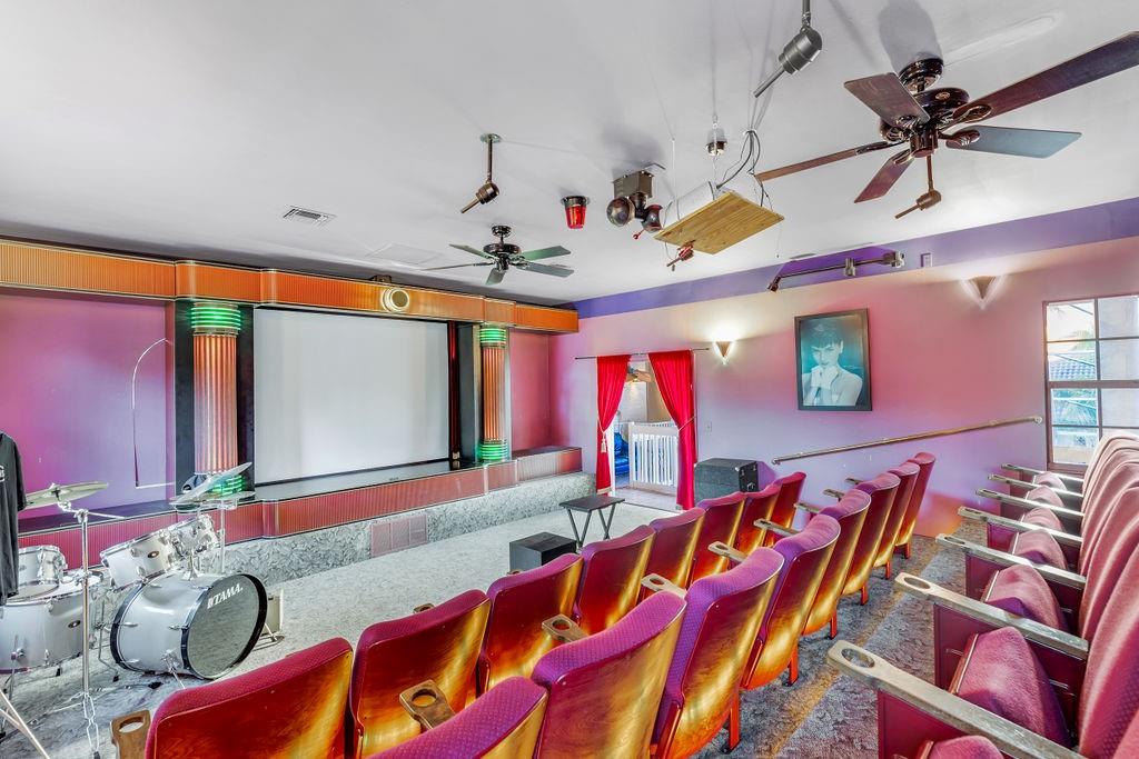 Kensington 146-39 B - Residential
