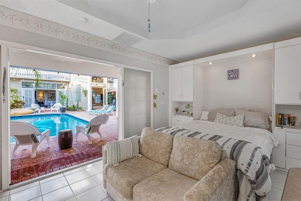Kensington 146-39 B - Residential