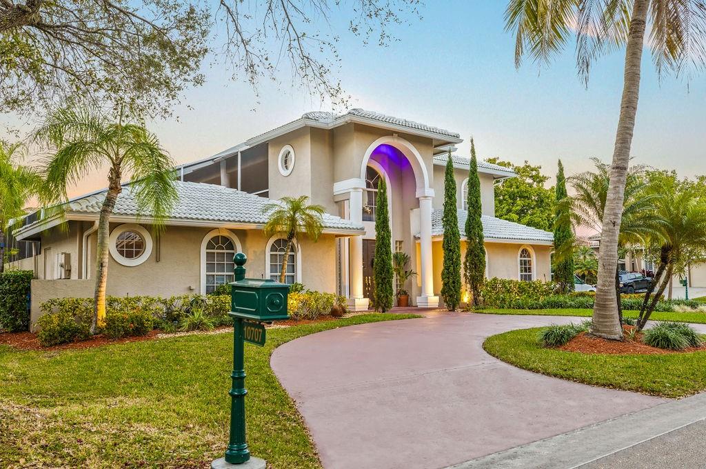 Kensington 146-39 B - Residential