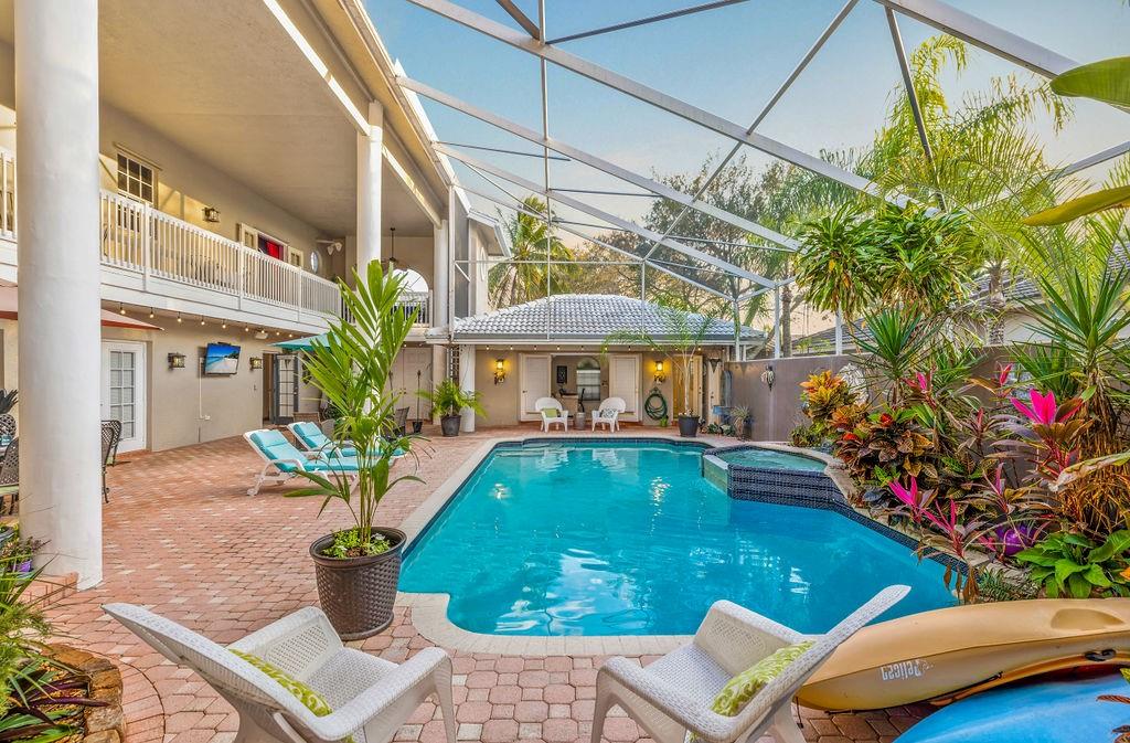 Kensington 146-39 B - Residential