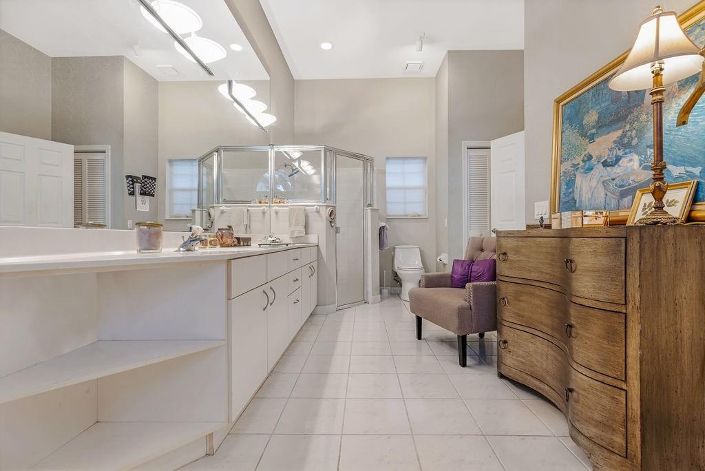 Kensington 146-39 B - Residential