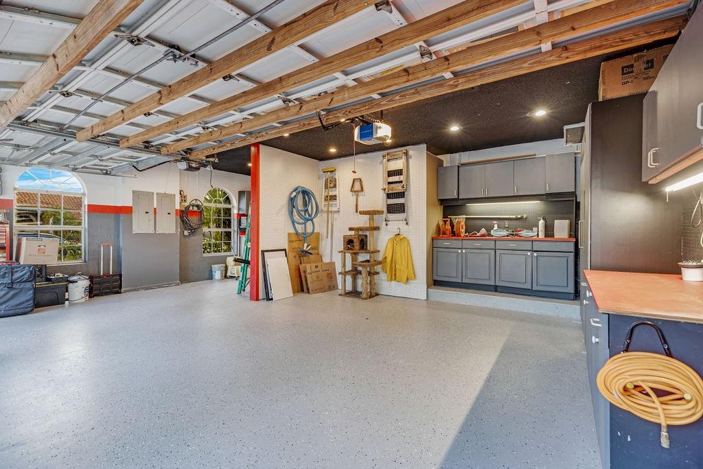 Kensington 146-39 B - Residential