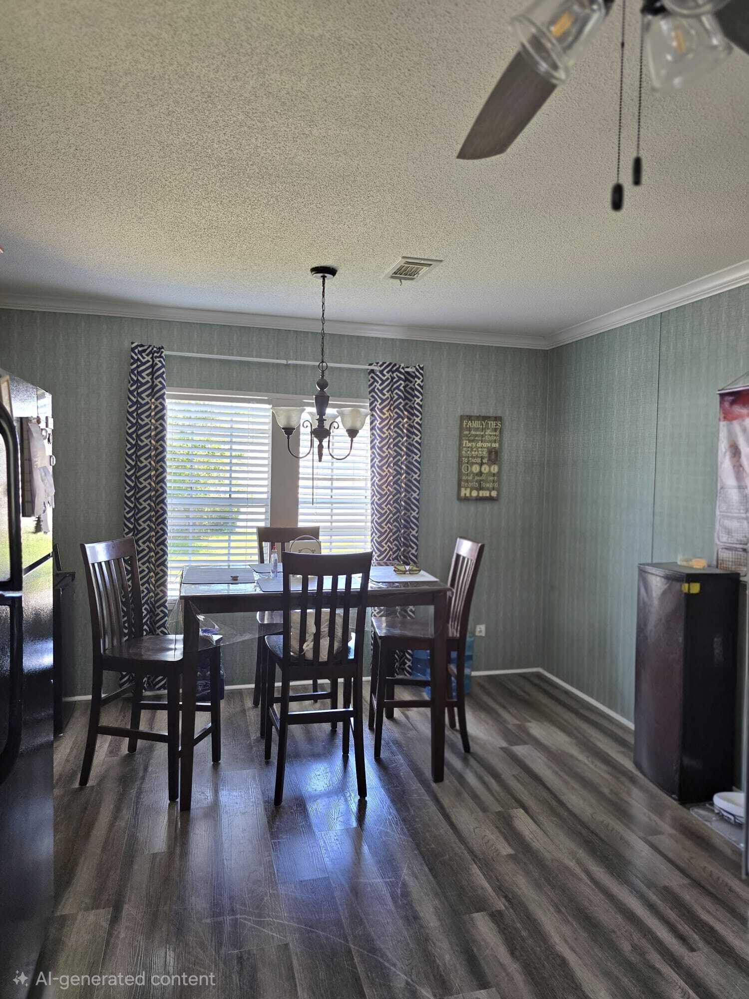 COUNTRY KNOLLS - Residential