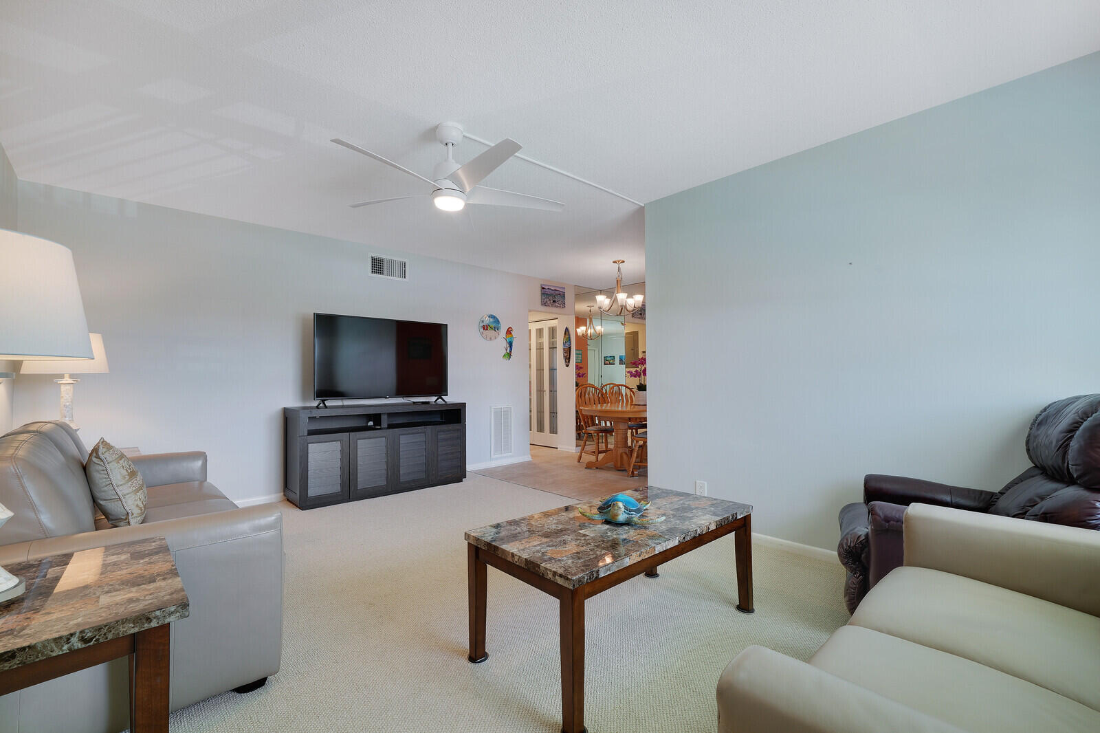 YACHT HARBOUR LANDINGS CONDO - Residential