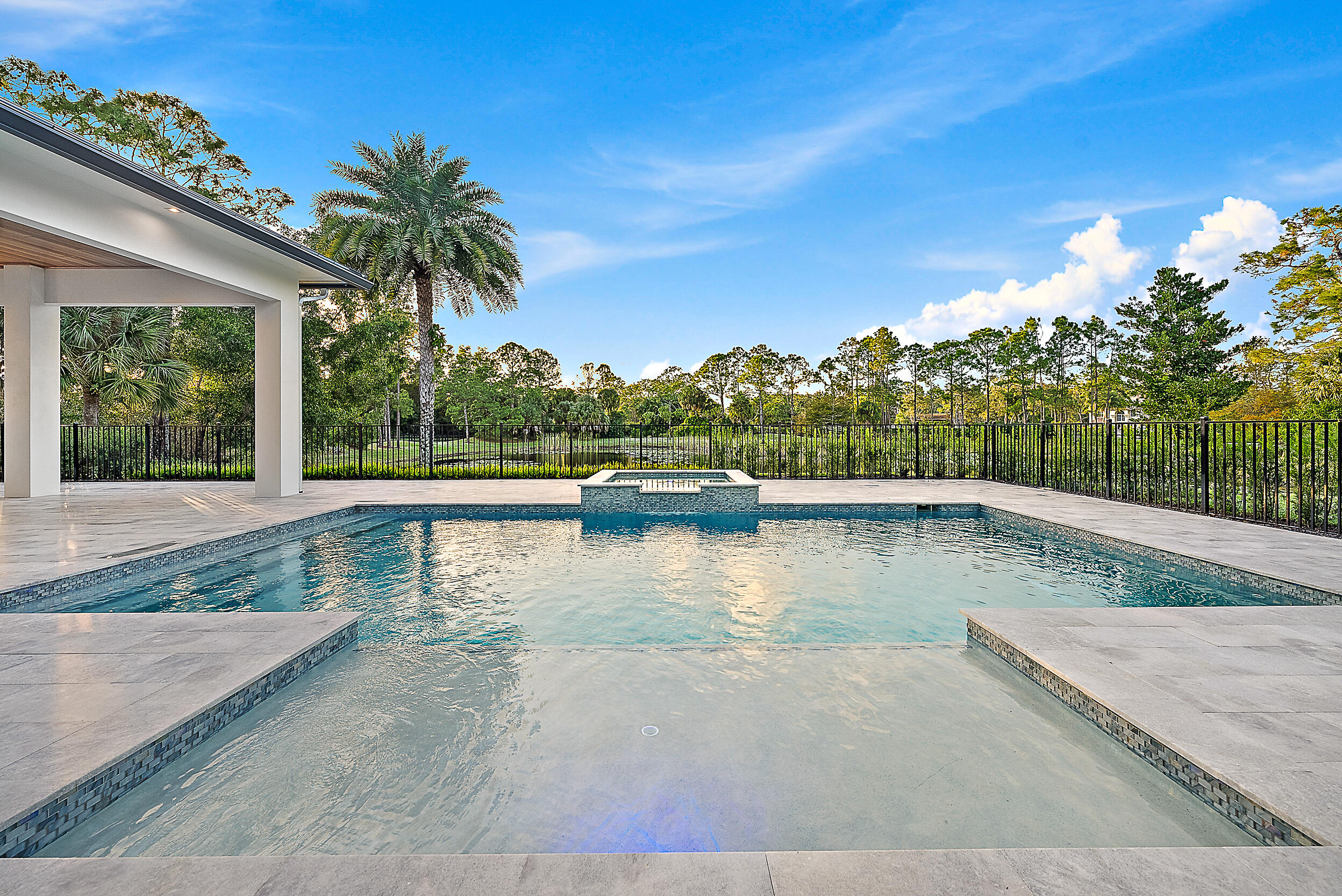 Caloosa - Residential