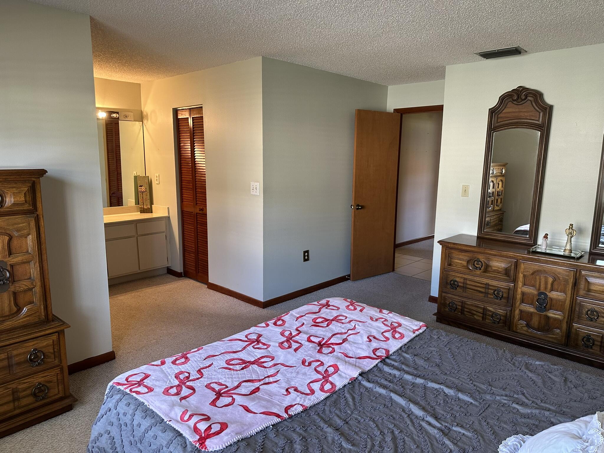 FOREST LAKE - Residential