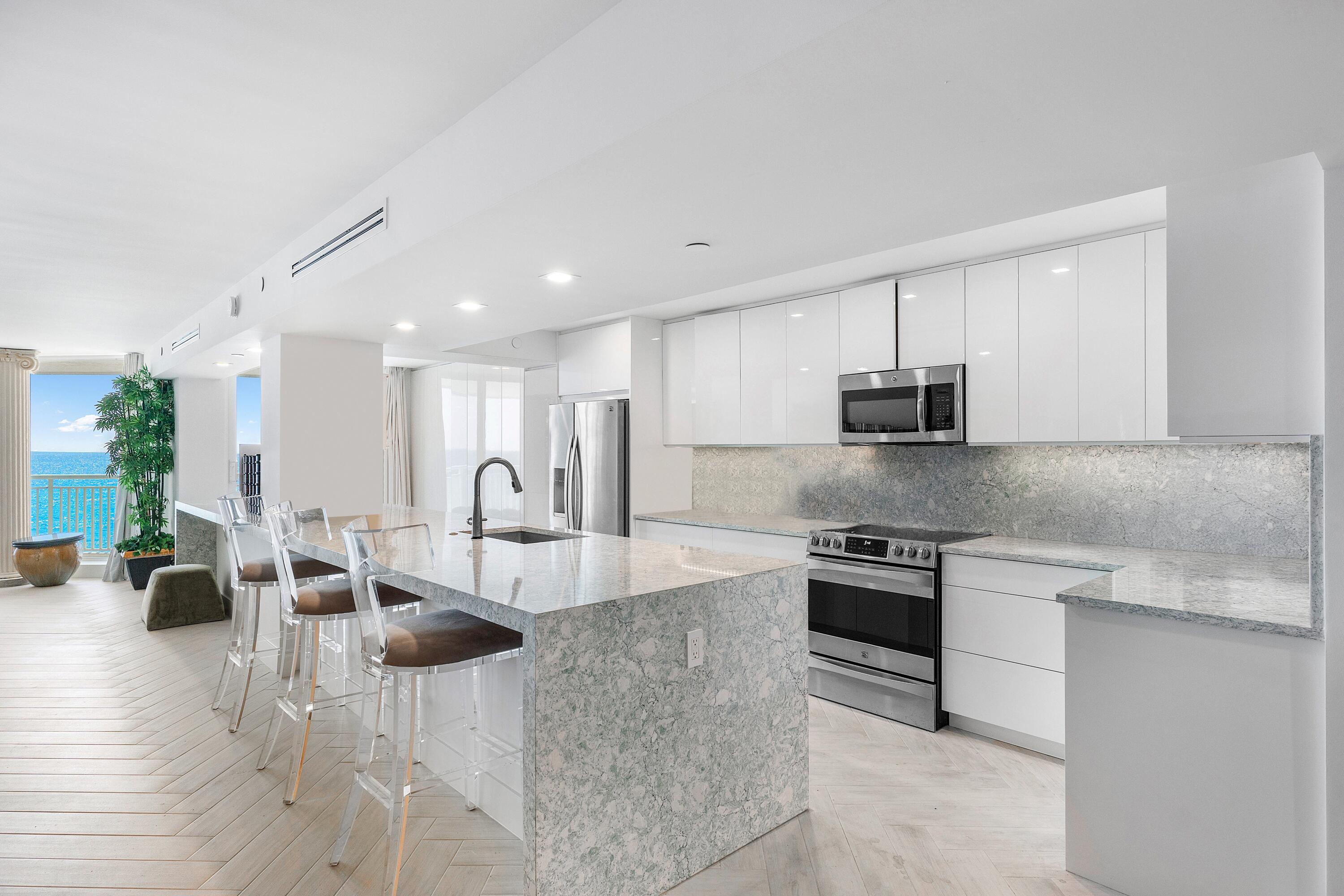 THIRTY SIX HUNDRED OCEAN CONDO - Residential