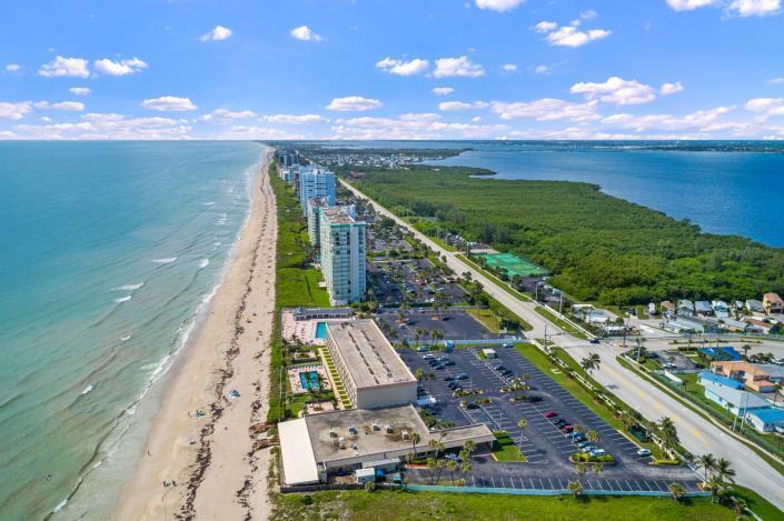 ISLAND BEACH CLUB, A CONDOMINIUM - Residential