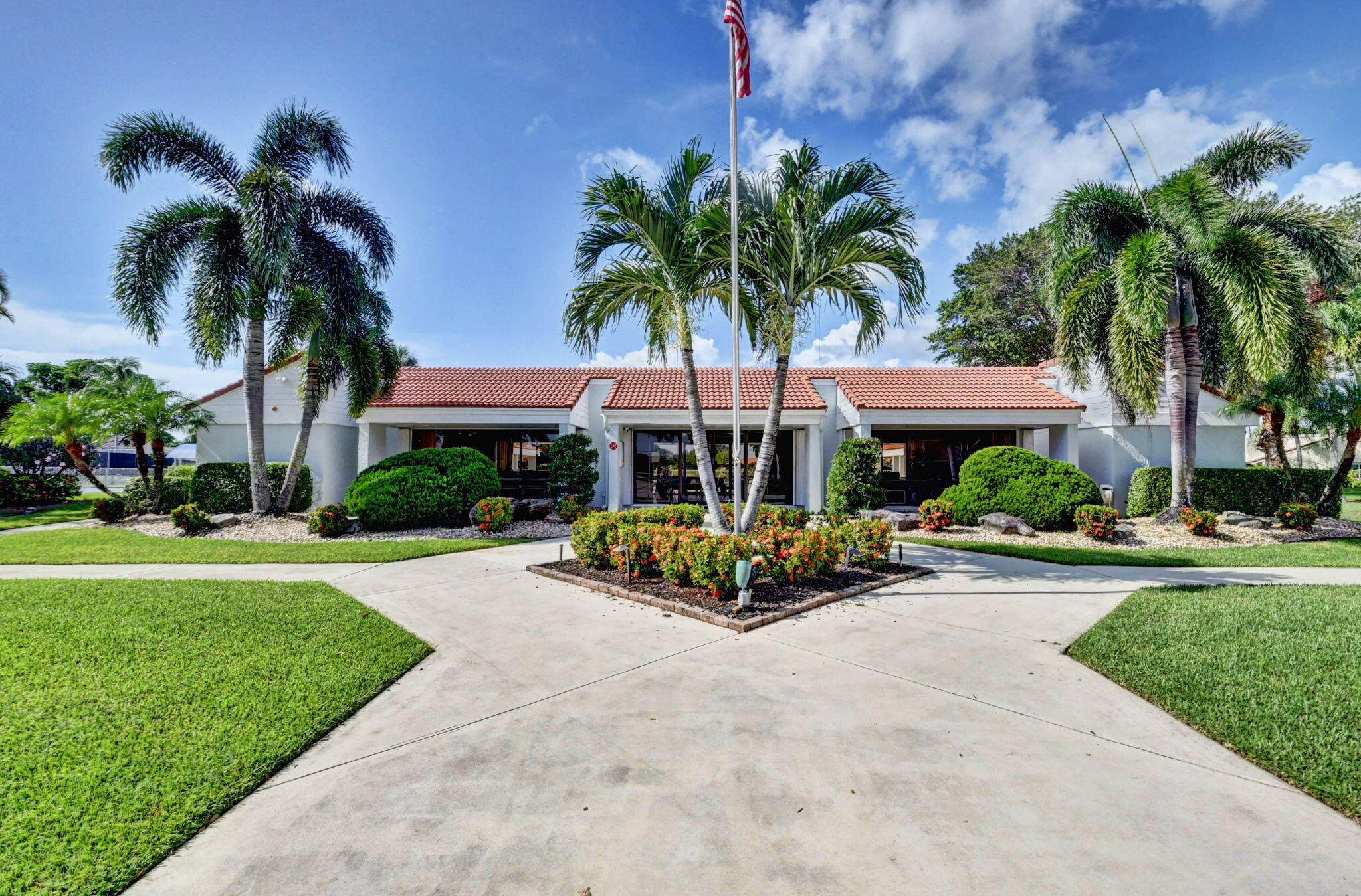 CRANBROOK LAKE ESTATES - Residential