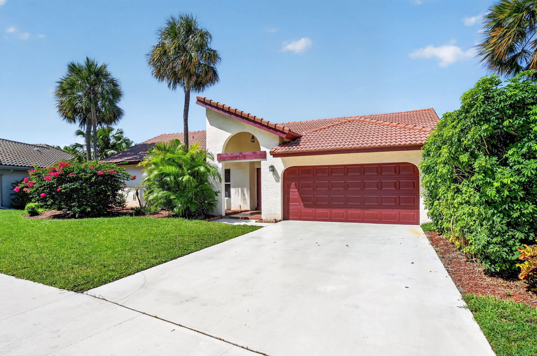 CRANBROOK LAKE ESTATES - Residential