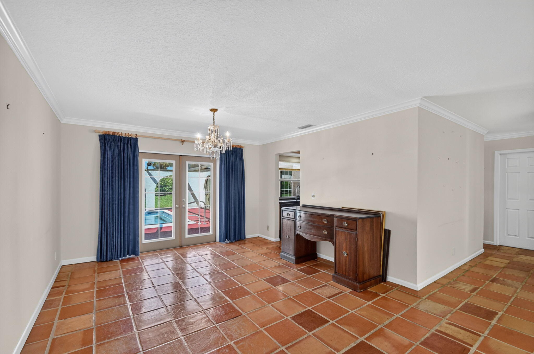 CRANBROOK LAKE ESTATES - Residential