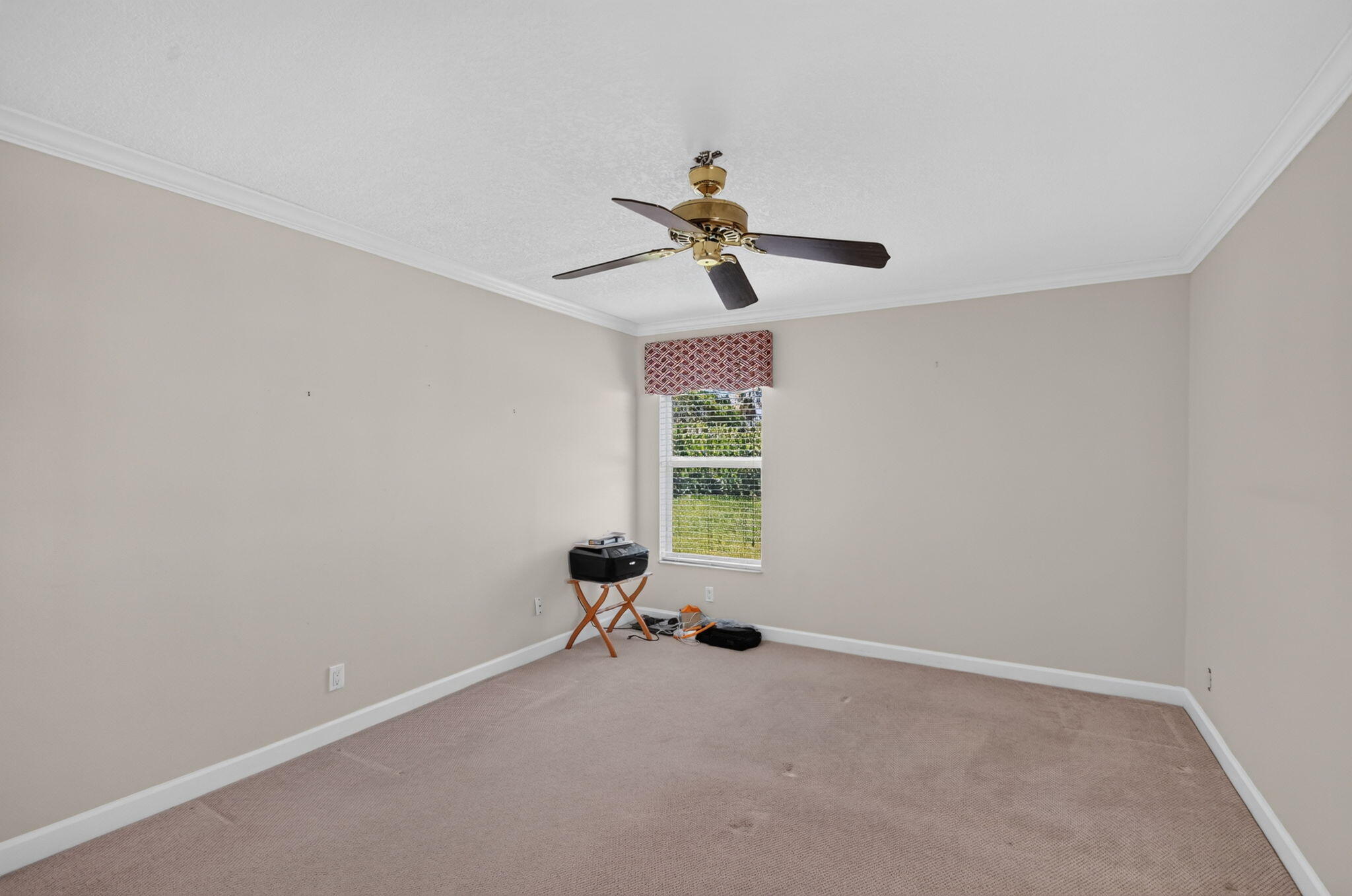 CRANBROOK LAKE ESTATES - Residential