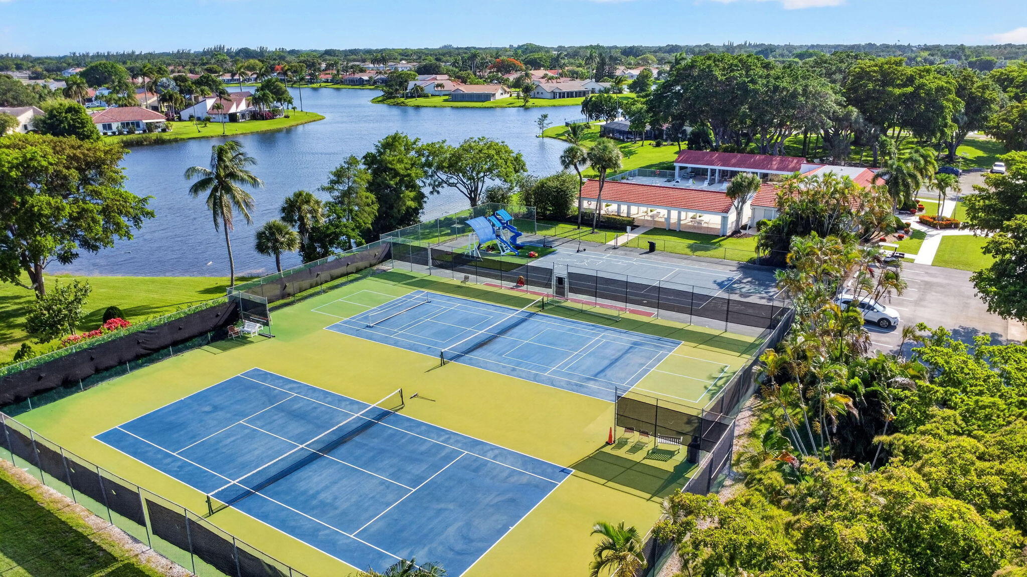 CRANBROOK LAKE ESTATES - Residential
