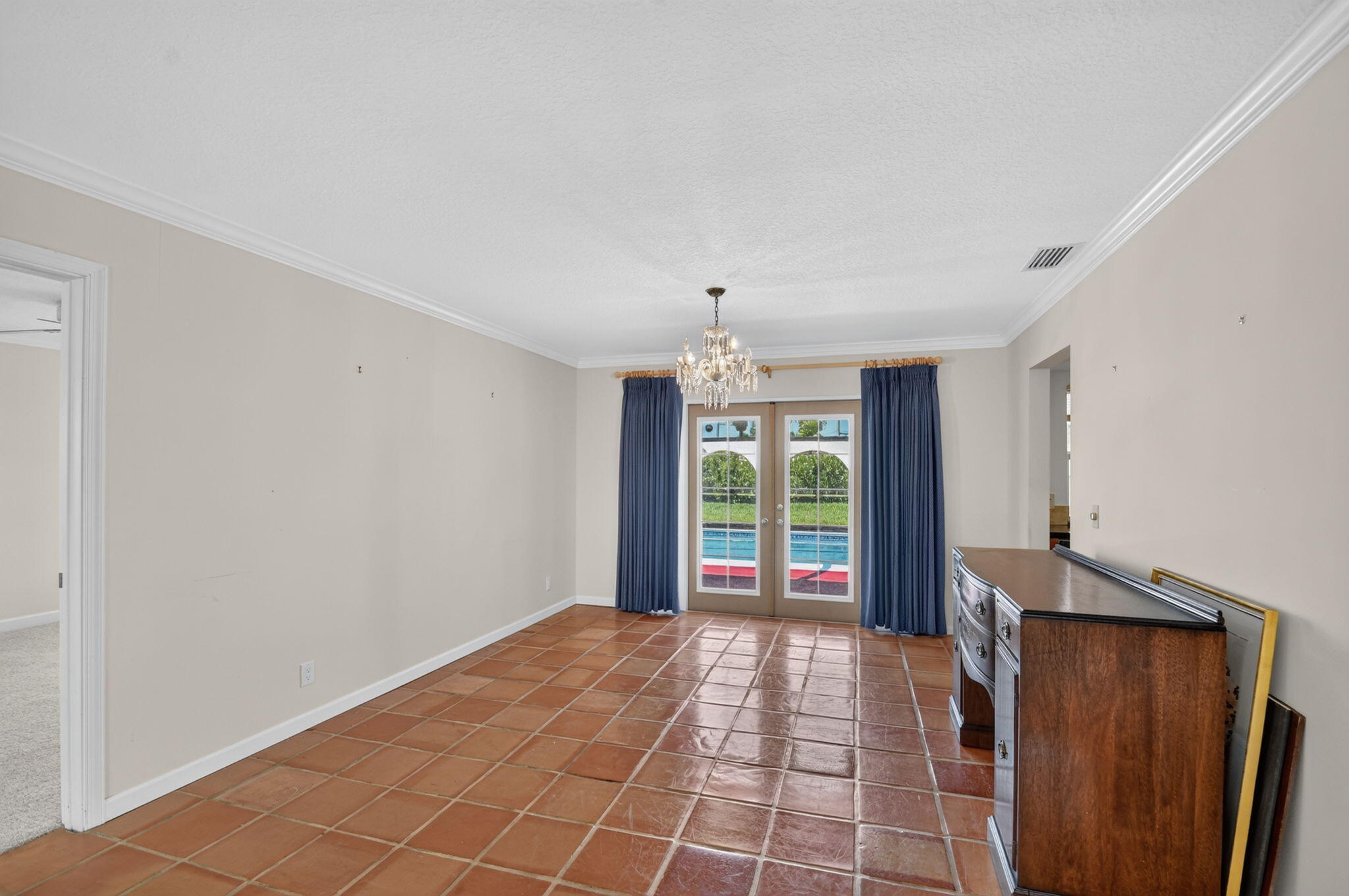 CRANBROOK LAKE ESTATES - Residential