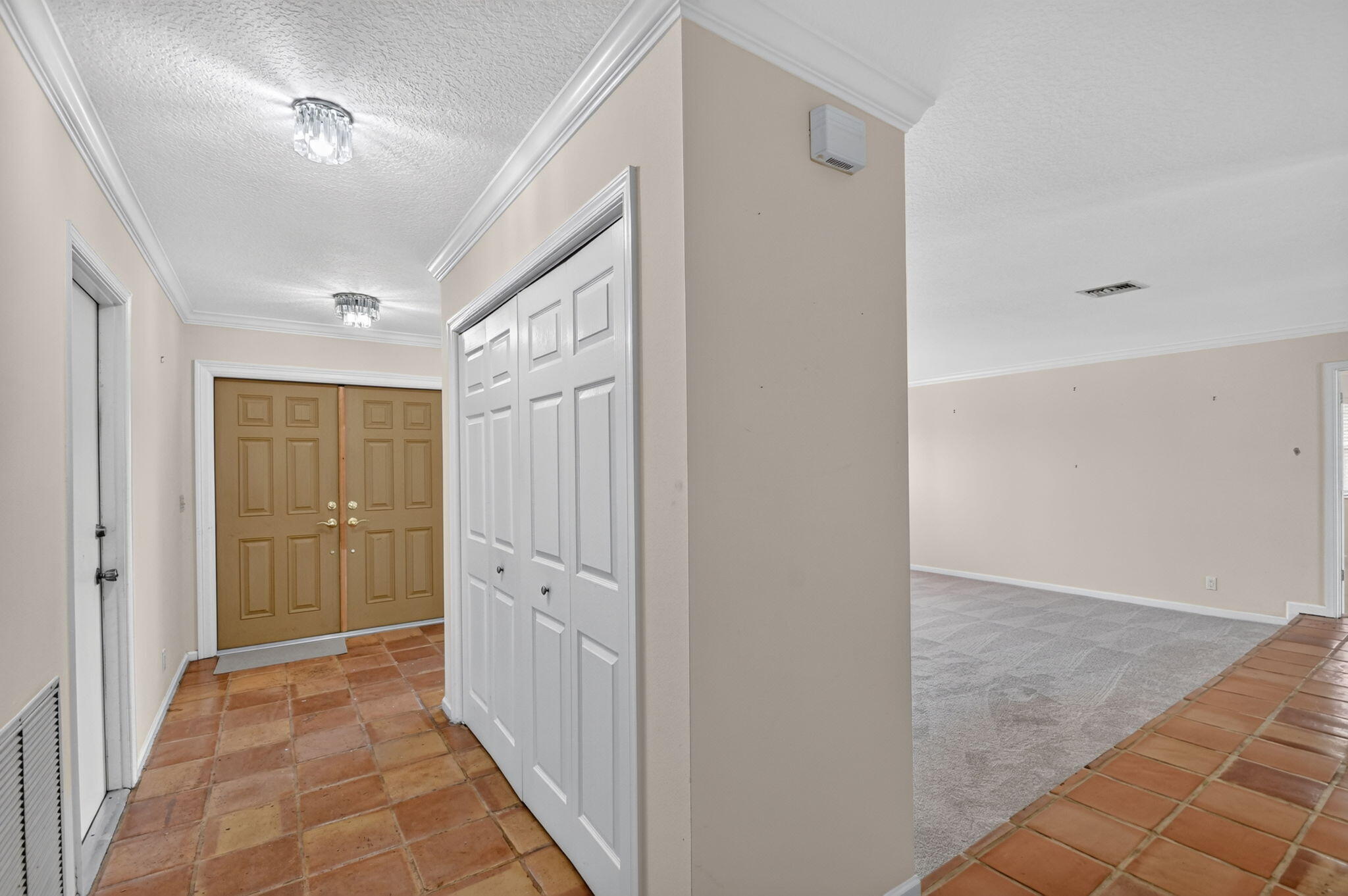 CRANBROOK LAKE ESTATES - Residential