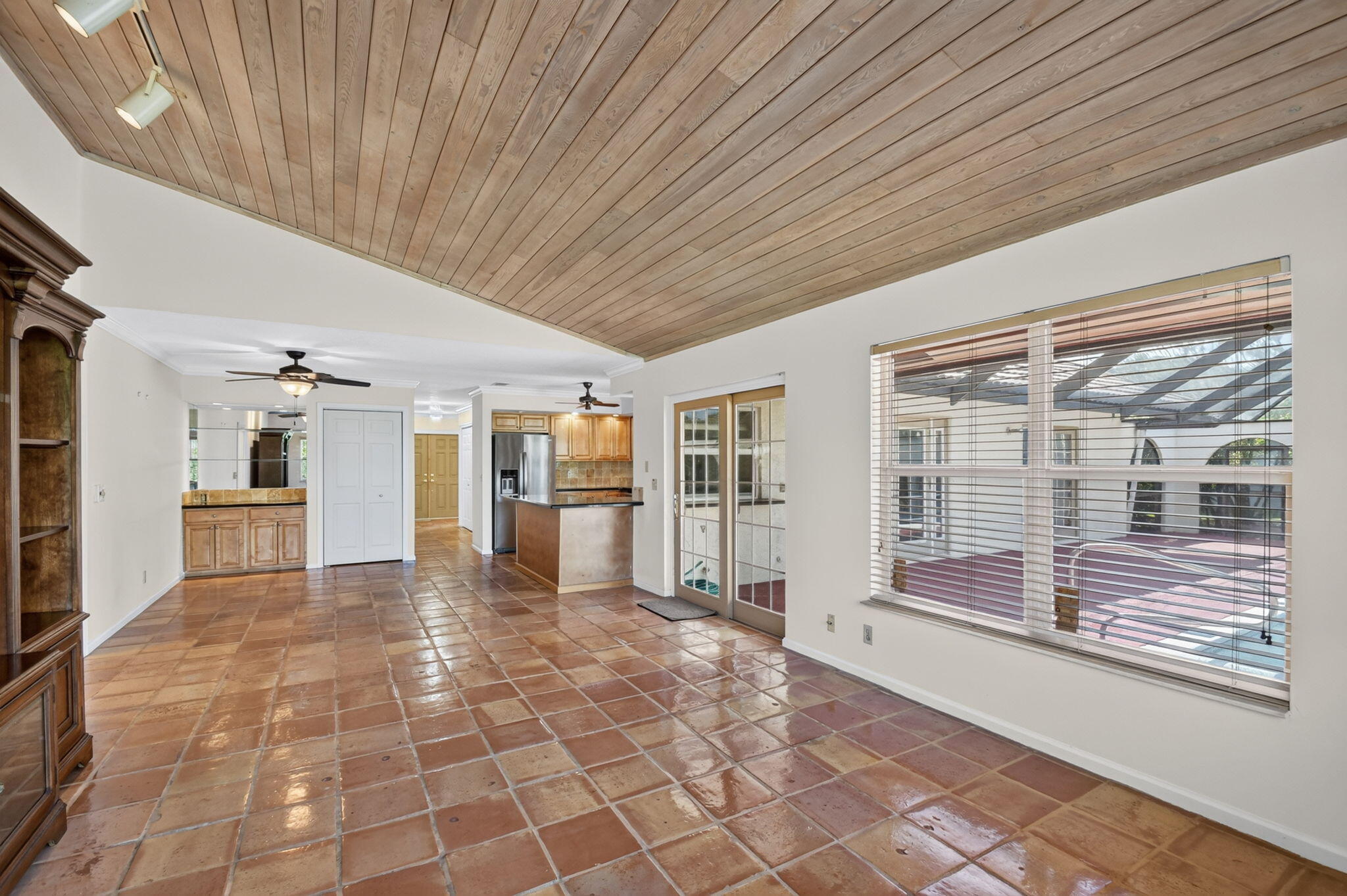 CRANBROOK LAKE ESTATES - Residential