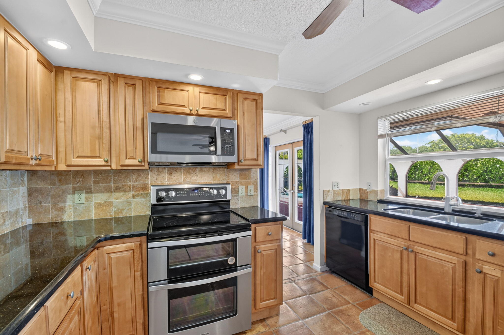 CRANBROOK LAKE ESTATES - Residential