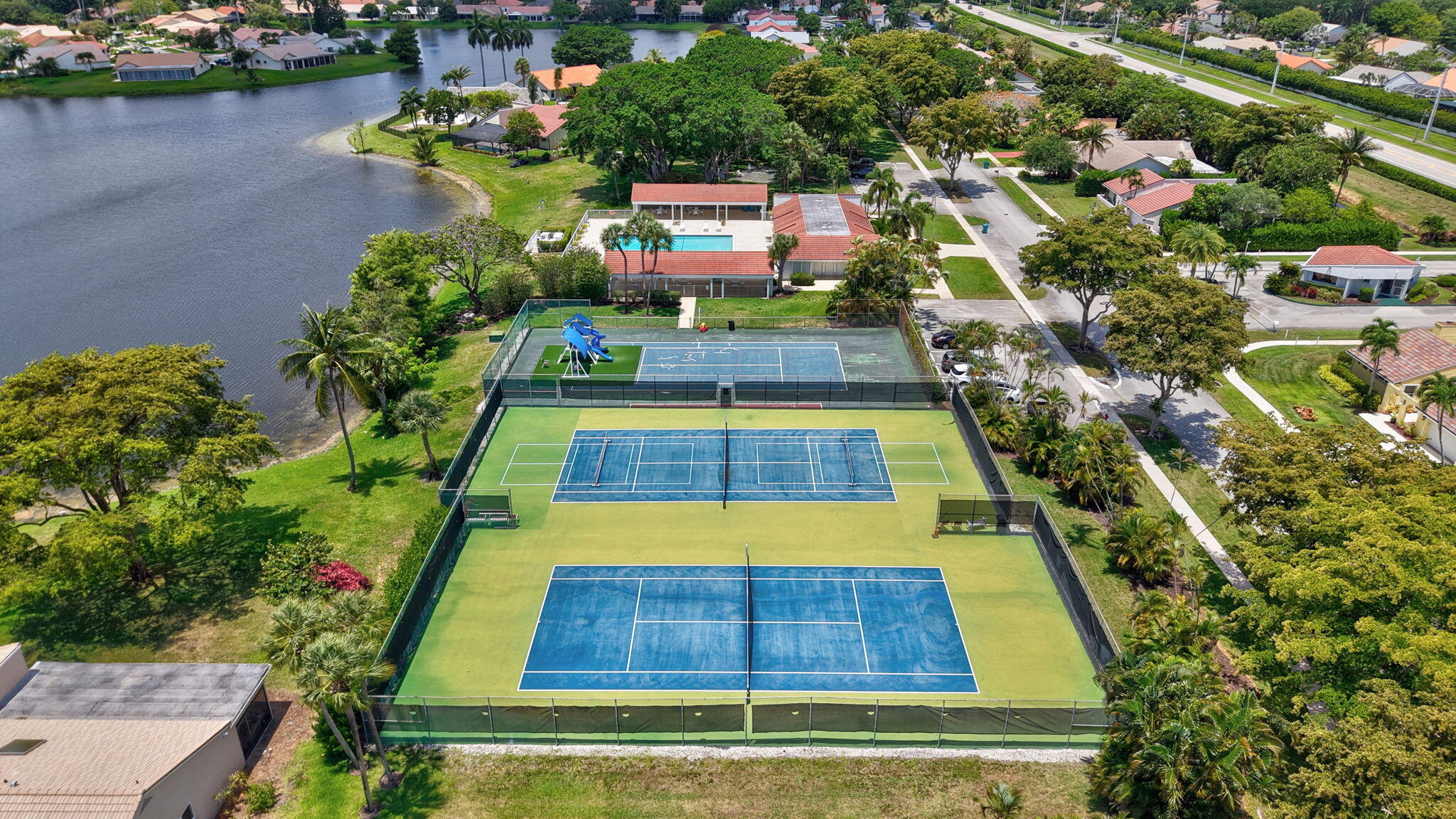CRANBROOK LAKE ESTATES - Residential