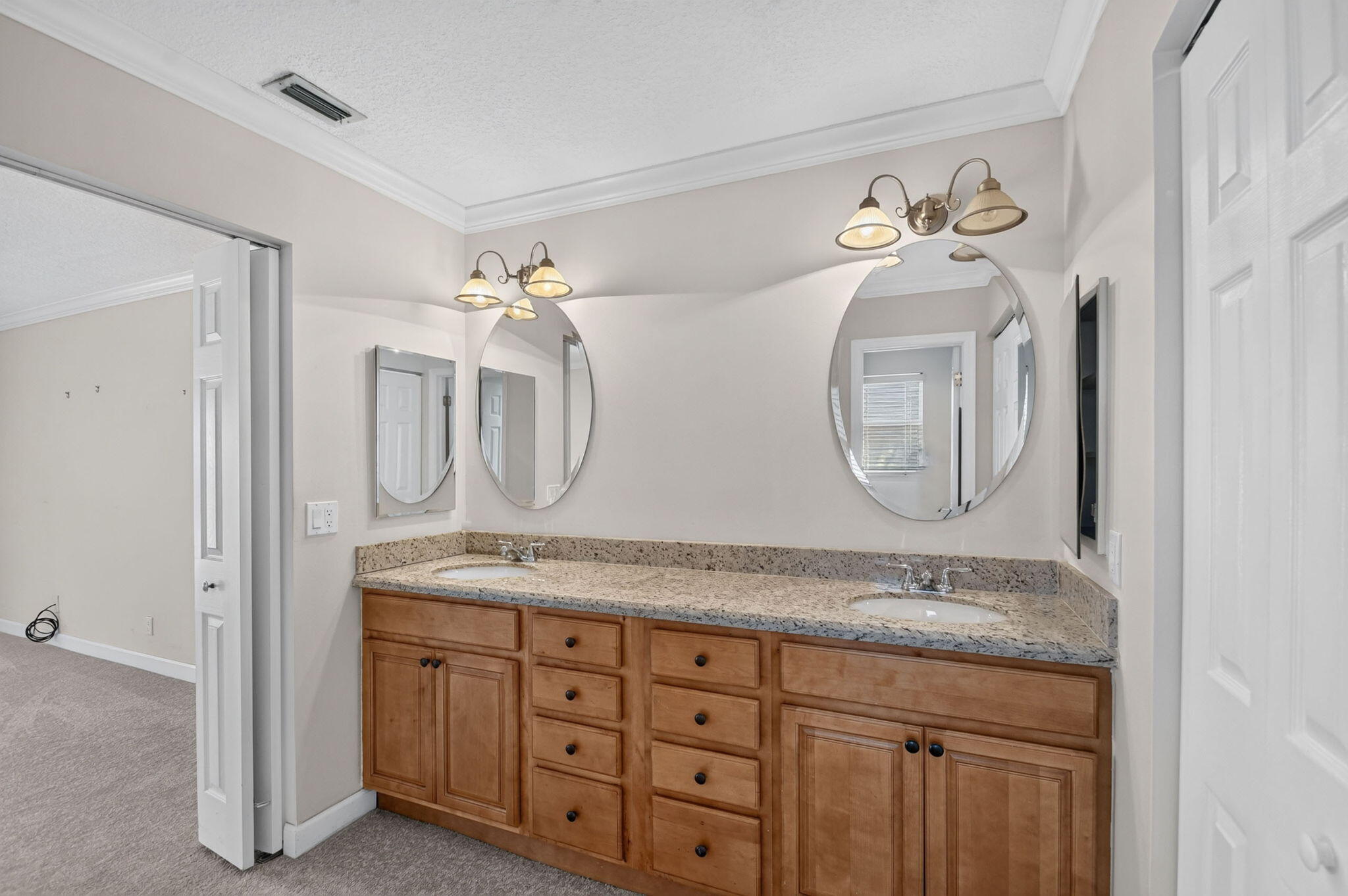 CRANBROOK LAKE ESTATES - Residential
