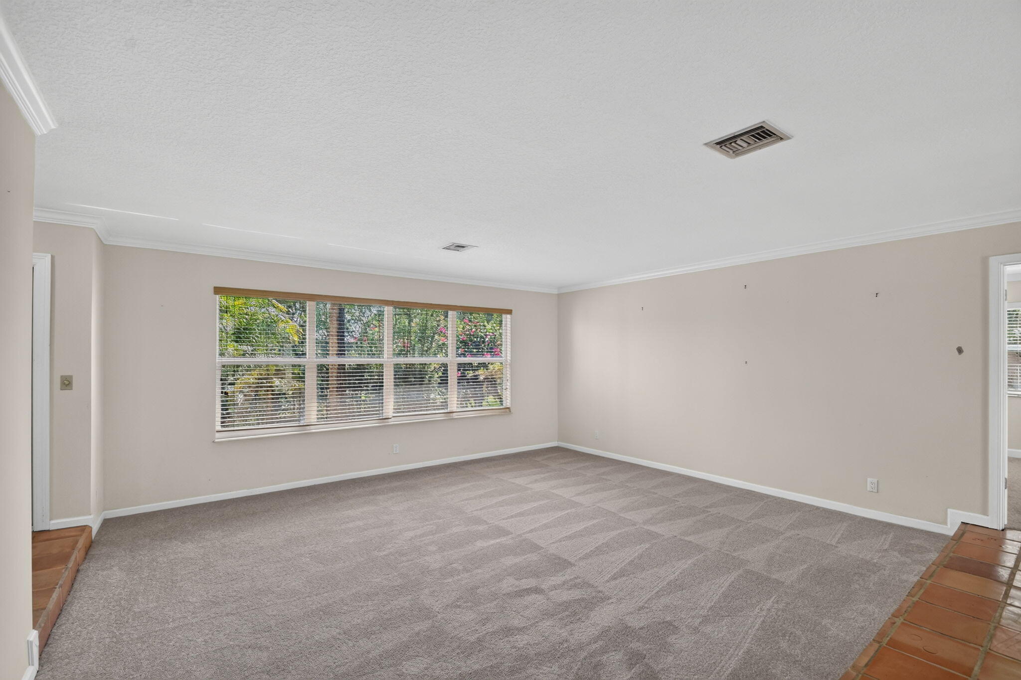 CRANBROOK LAKE ESTATES - Residential